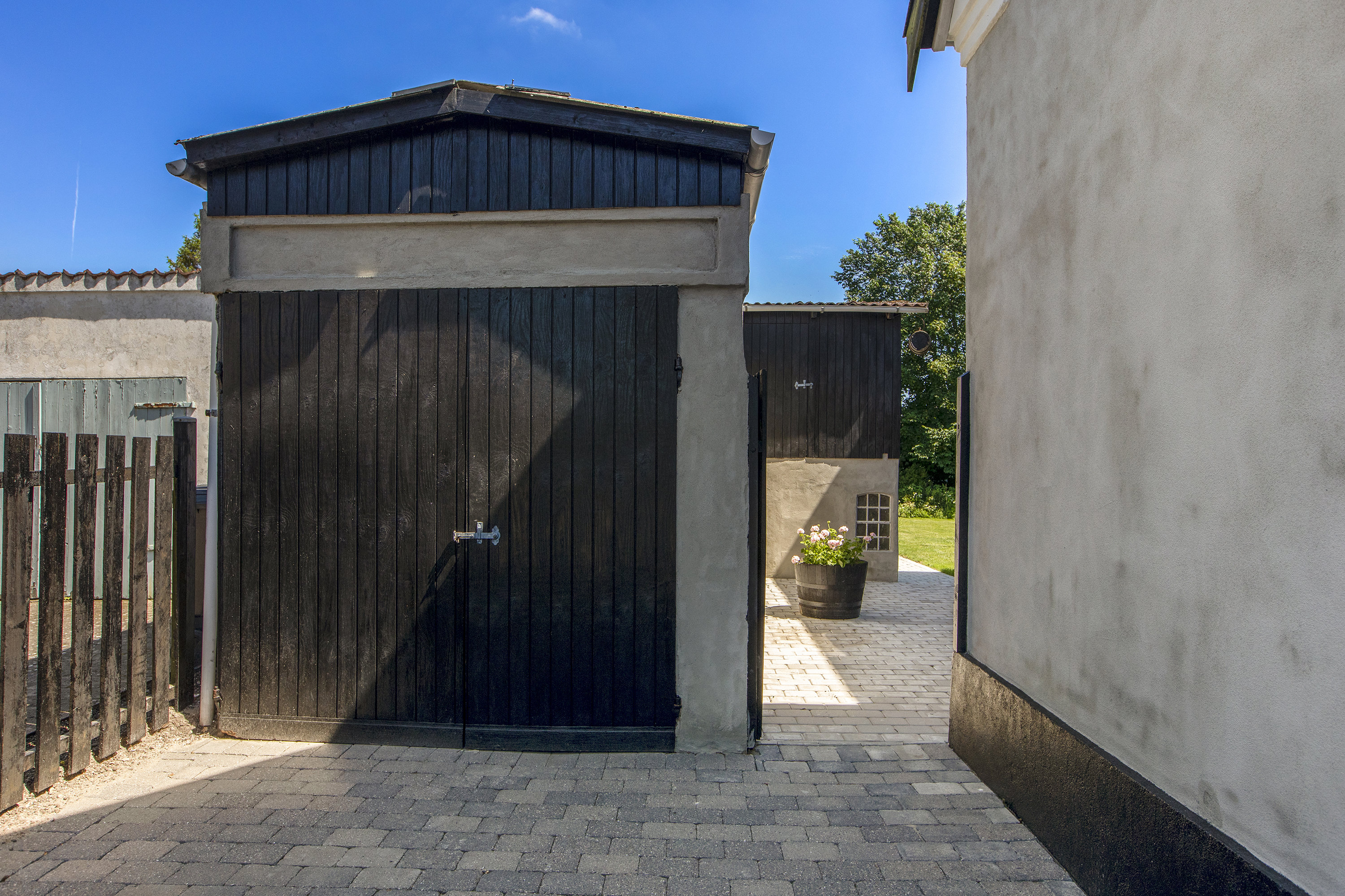 Fremhævet garage  billede i fuldskærmstilstand. Billede af Nymøllevej 5, 4652 Hårlev