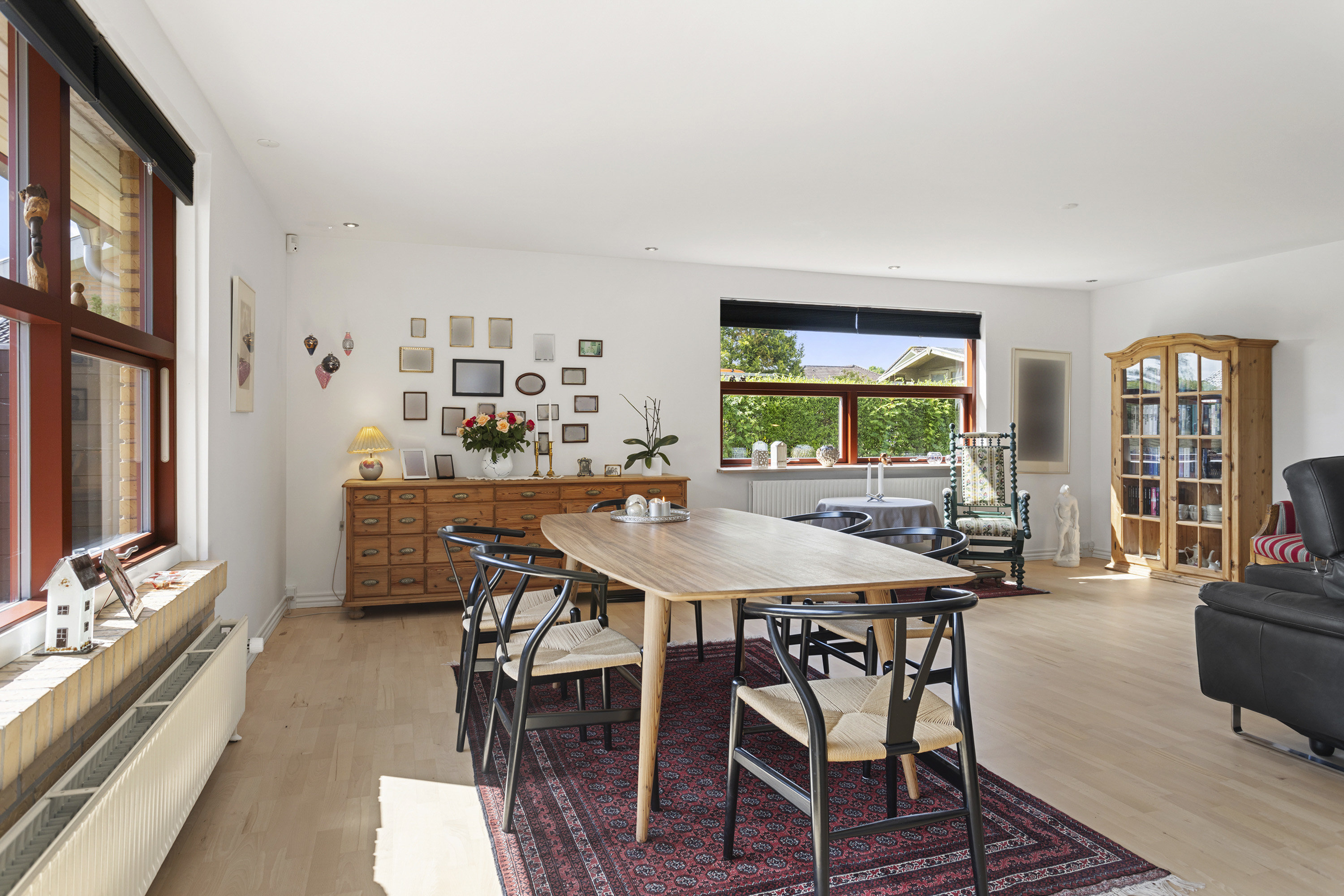 Fremhævet stue billede i fuldskærmstilstand. Billede af Tommelisevej 4, 9700 Brønderslev