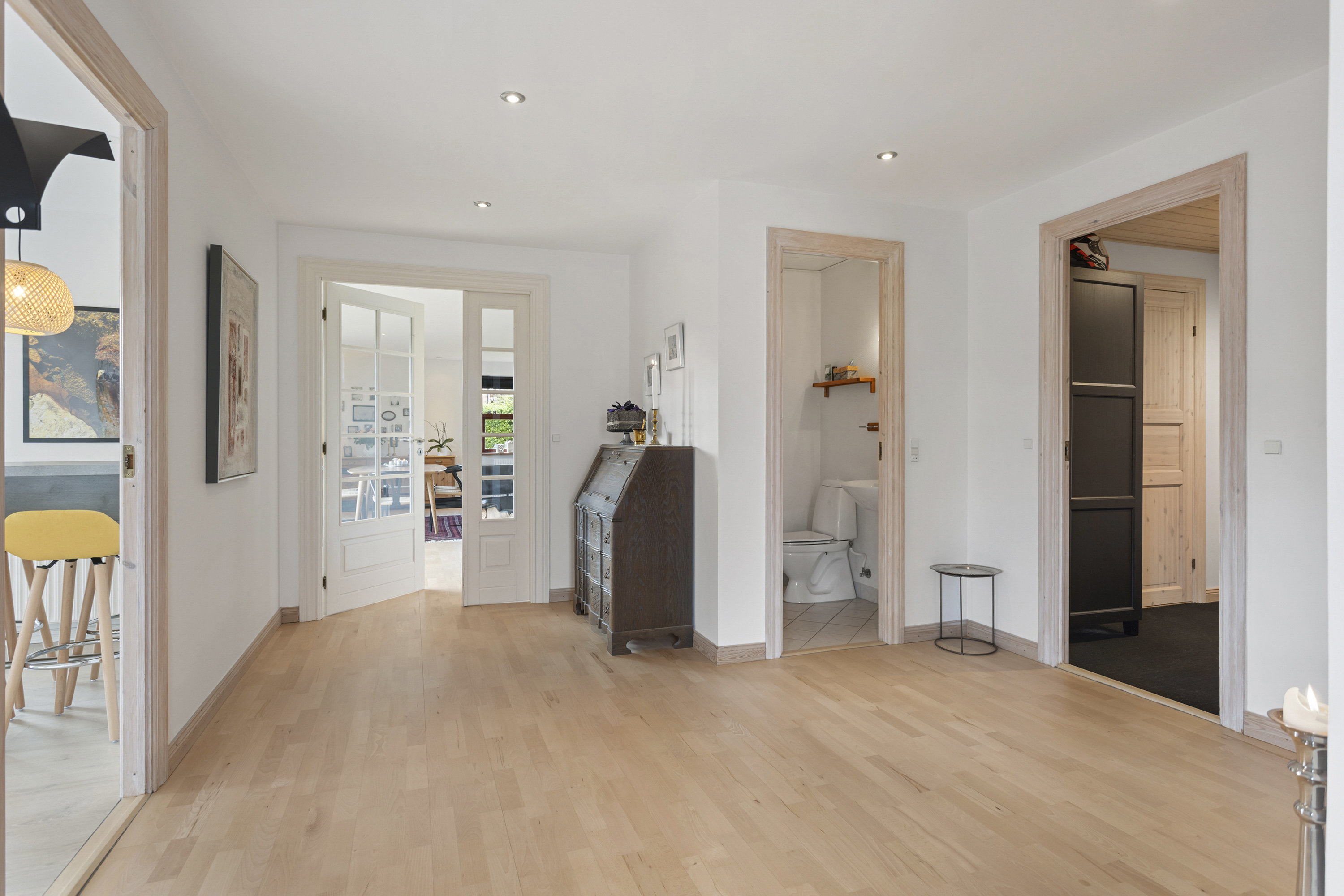 Fremhævet gang billede i fuldskærmstilstand. Billede af Tommelisevej 4, 9700 Brønderslev