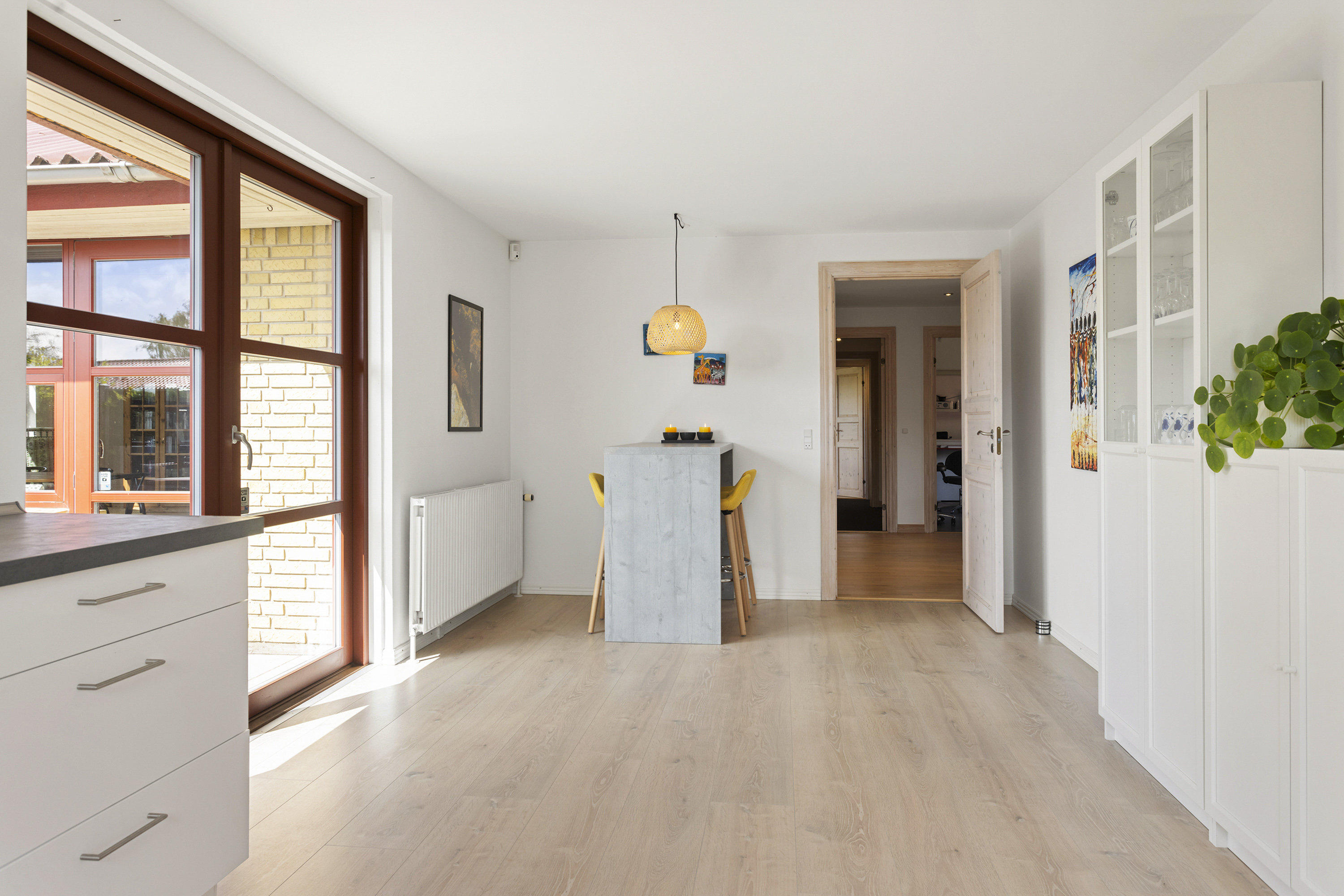 Fremhævet køkken billede i fuldskærmstilstand. Billede af Tommelisevej 4, 9700 Brønderslev