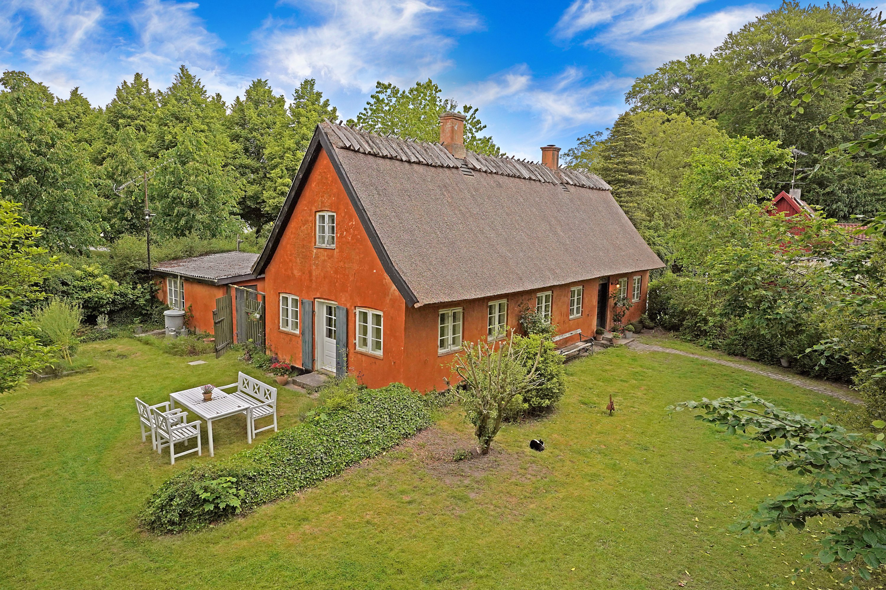 Fremhævet ejendommen billede i fuldskærmstilstand. Billede af Olaf Poulsens Alle 2, 3480 Fredensborg