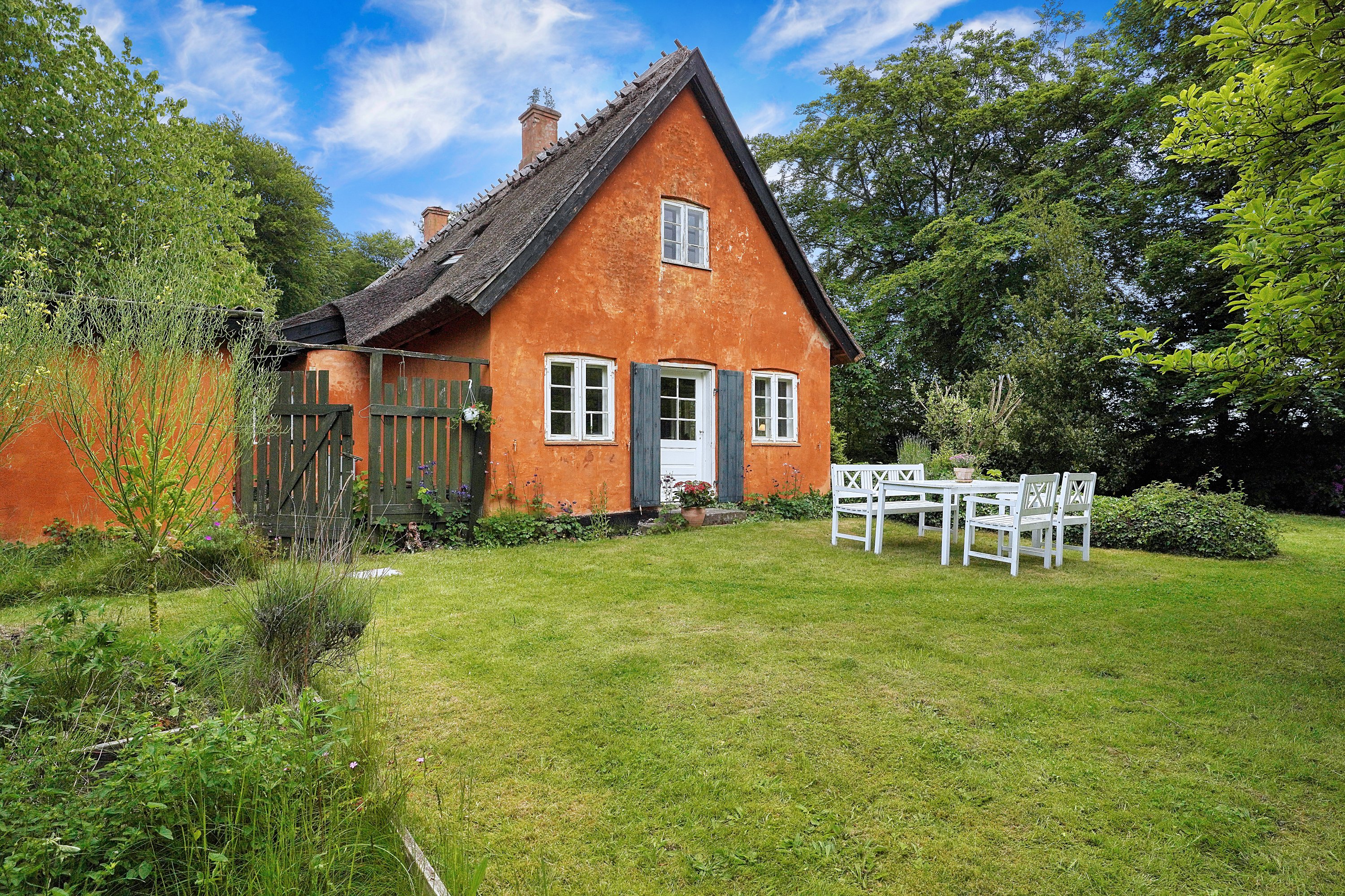 Fremhævet ejendommen billede i fuldskærmstilstand. Billede af Olaf Poulsens Alle 2, 3480 Fredensborg