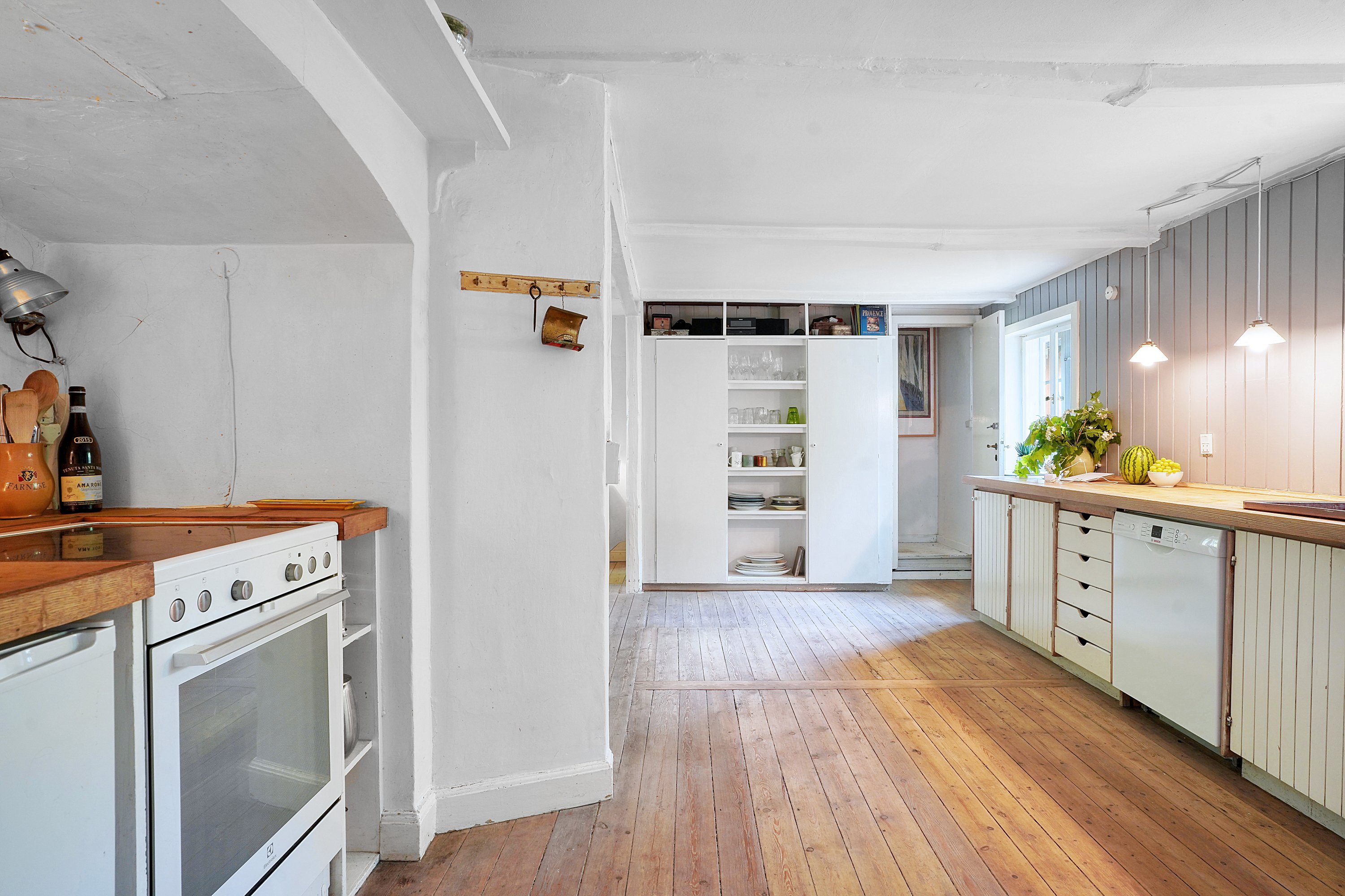 Fremhævet køkken billede i fuldskærmstilstand. Billede af Olaf Poulsens Alle 2, 3480 Fredensborg