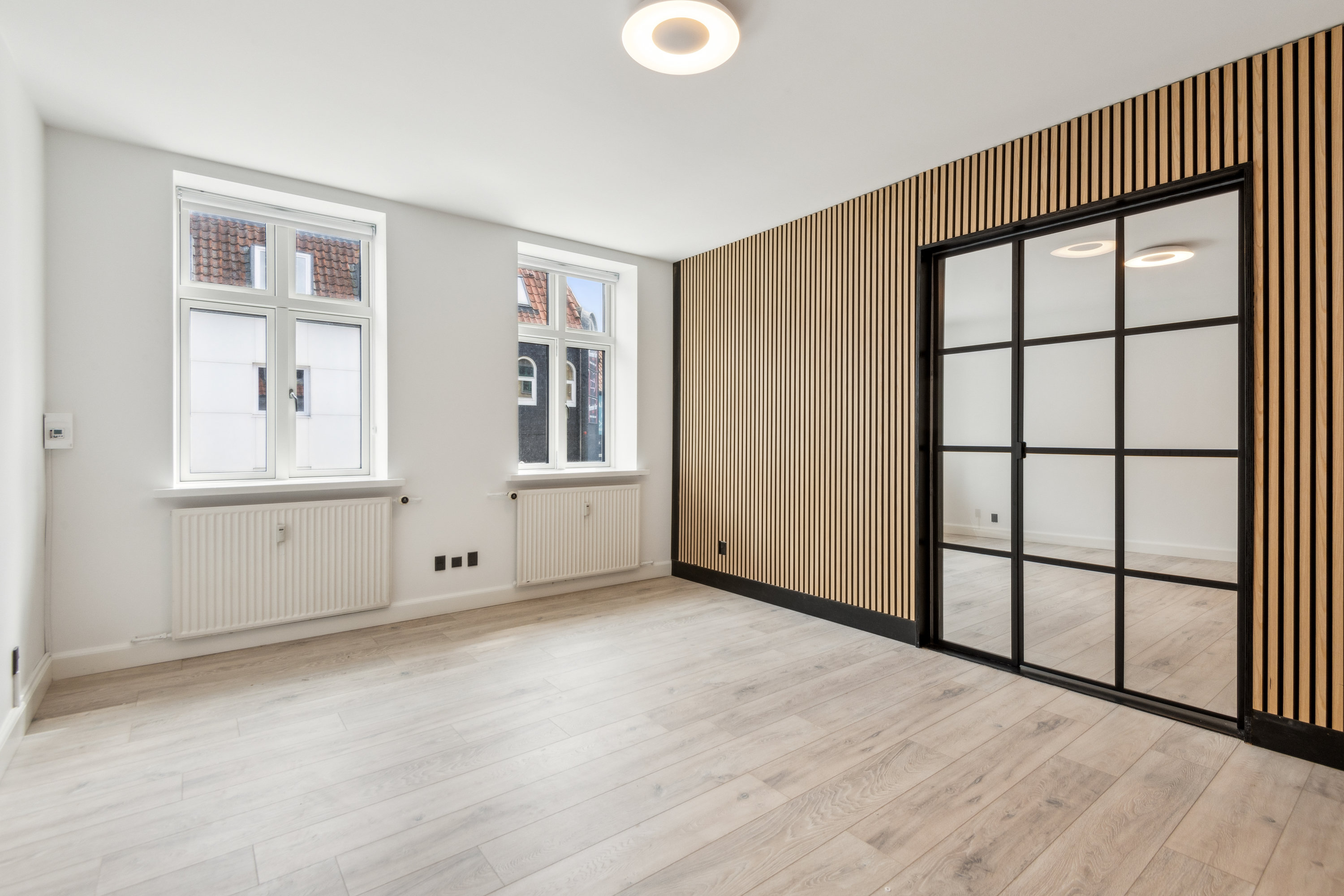 Fremhævet stue billede i fuldskærmstilstand. Billede af Vesterå 7, 1. tv., 9000 Aalborg