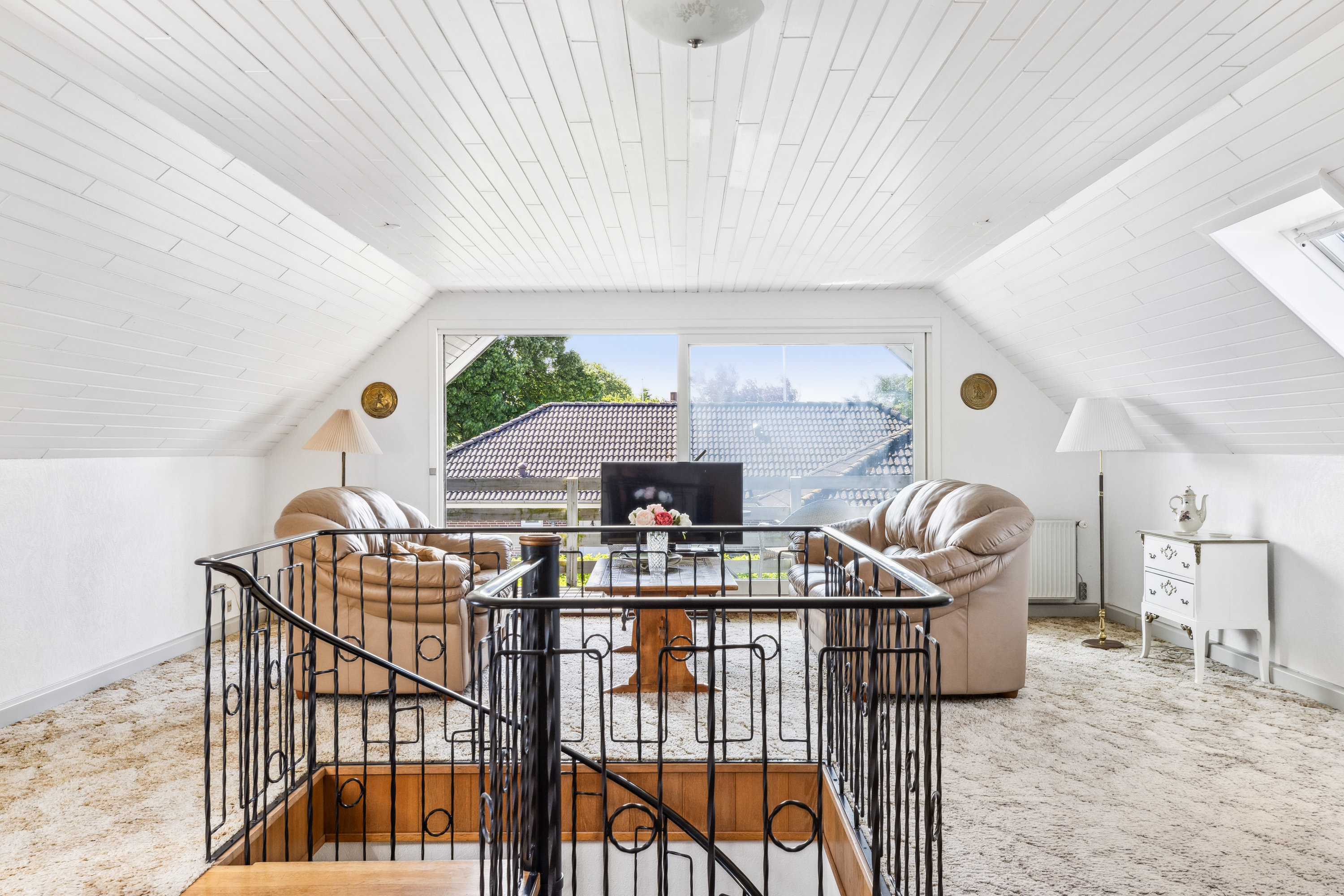 Fremhævet stue billede i fuldskærmstilstand. Billede af Solvænget 17, Roager, 6760 Ribe