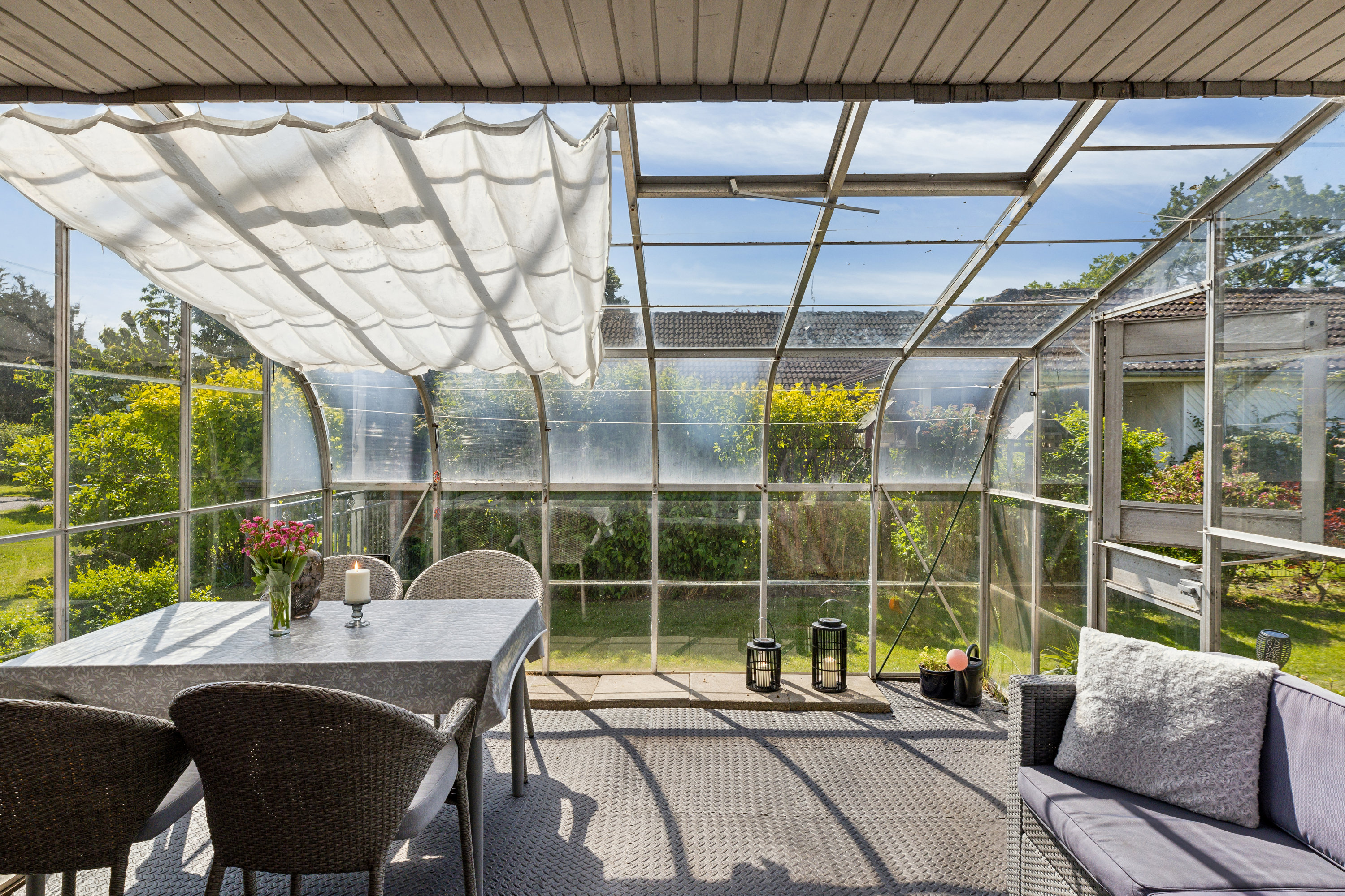 Fremhævet udestue billede i fuldskærmstilstand. Billede af Solvænget 17, Roager, 6760 Ribe