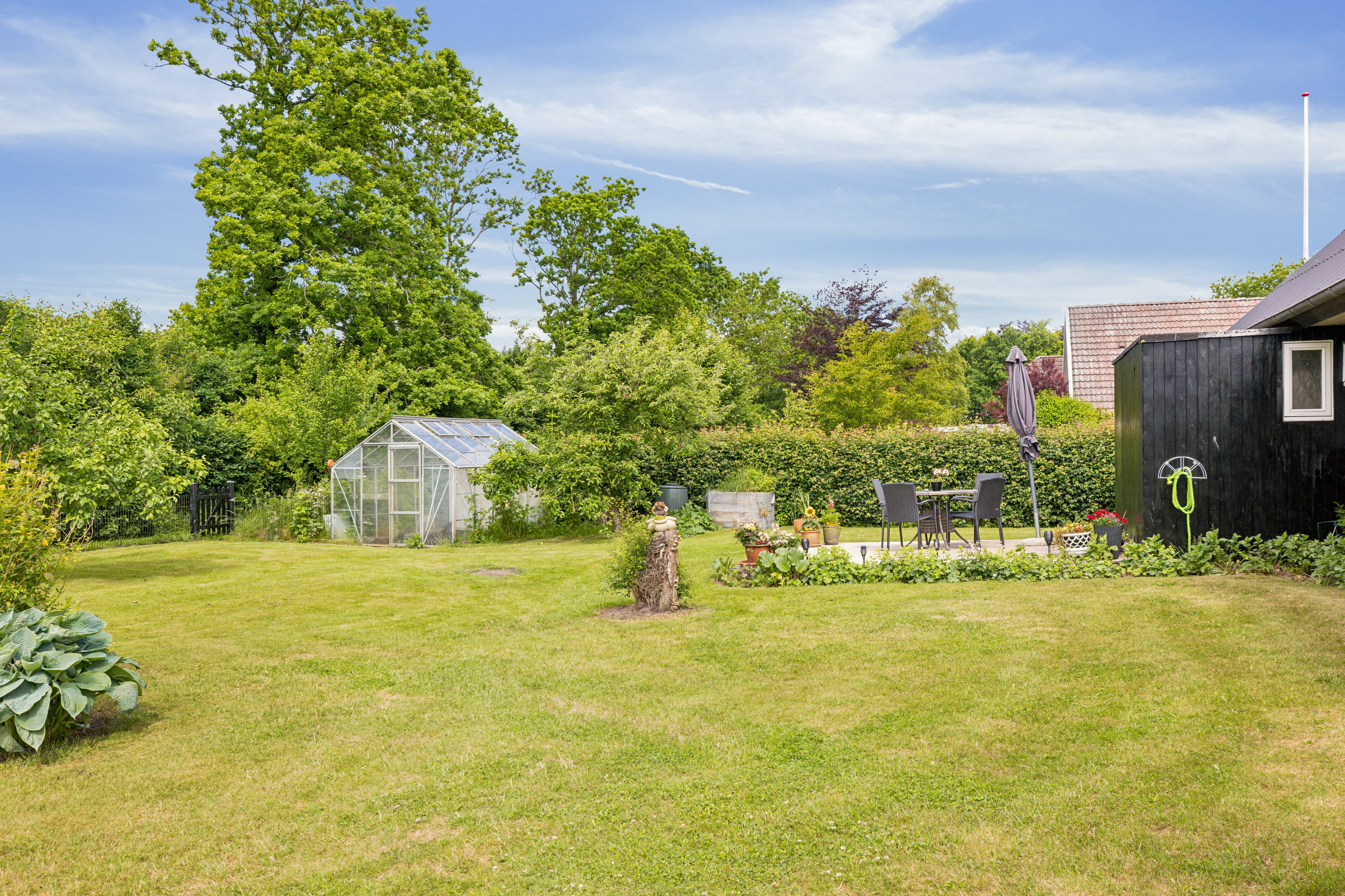 Fremhævet have billede i fuldskærmstilstand. Billede af Solvænget 17, Roager, 6760 Ribe