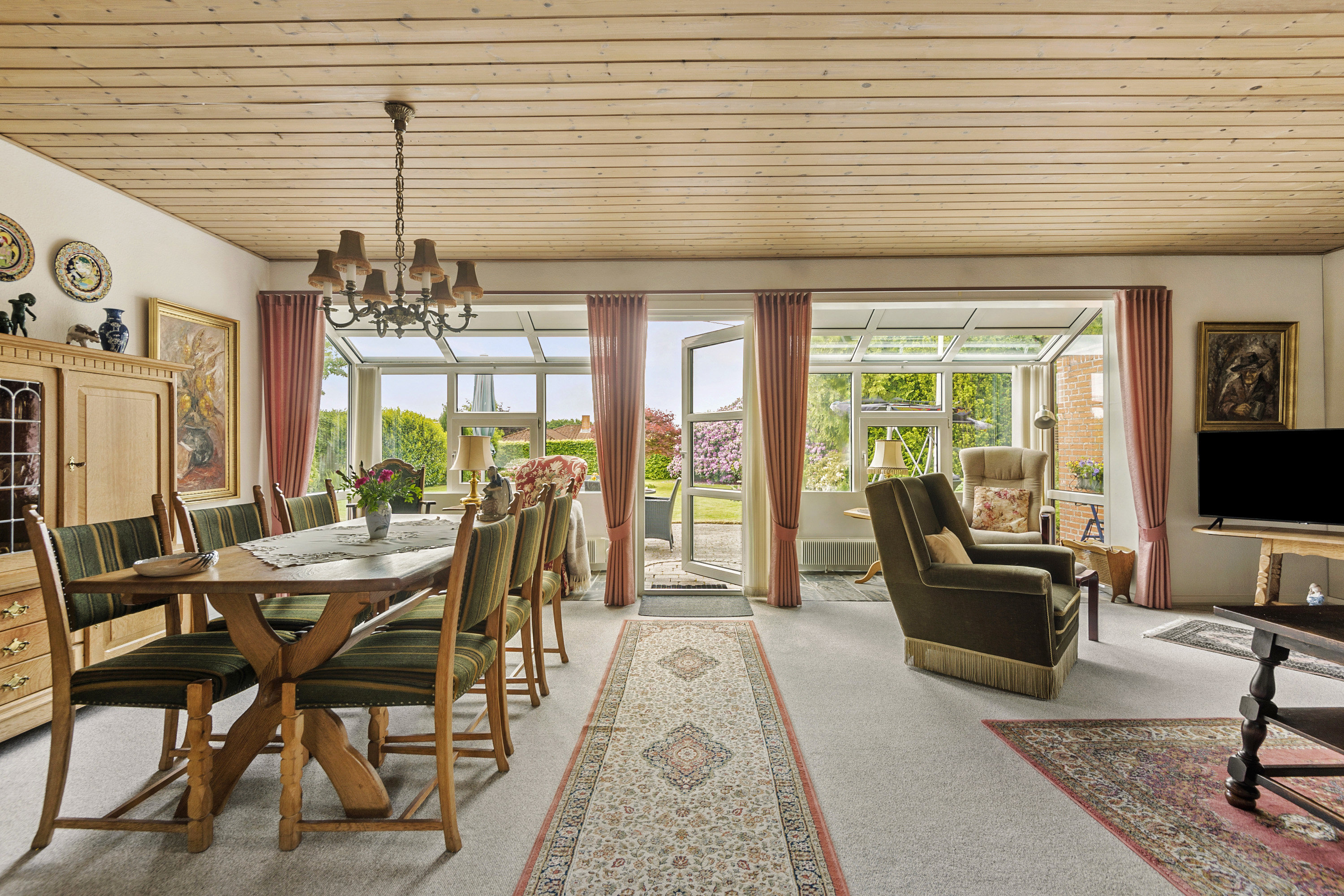 Fremhævet stue billede i fuldskærmstilstand. Billede af Nordre Boulevard 11, 6800 Varde