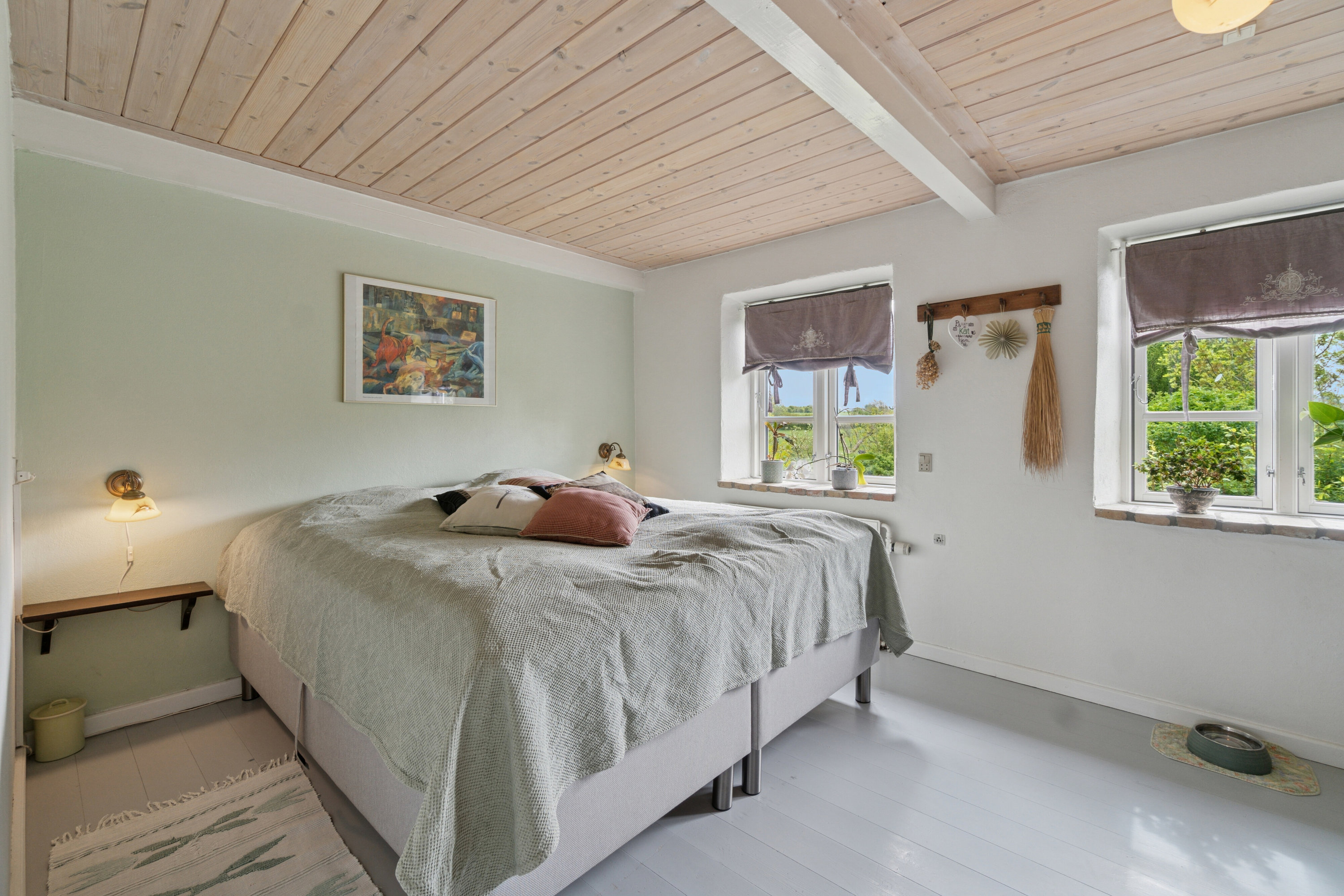 Fremhævet soveværelse billede i fuldskærmstilstand. Billede af Krækketsvej 3, Østerlars, 3760 Gudhjem