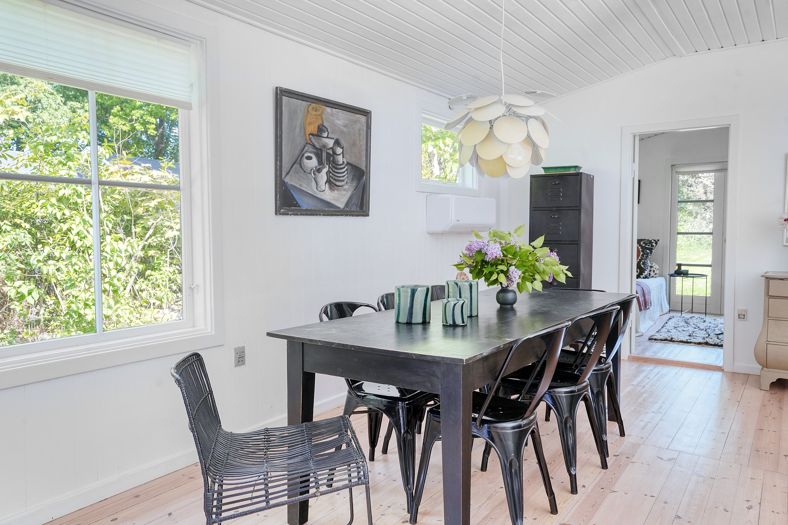 Fremhævet spisestue billede i fuldskærmstilstand. Billede af Solbakkevej 4, 3100 Hornbæk