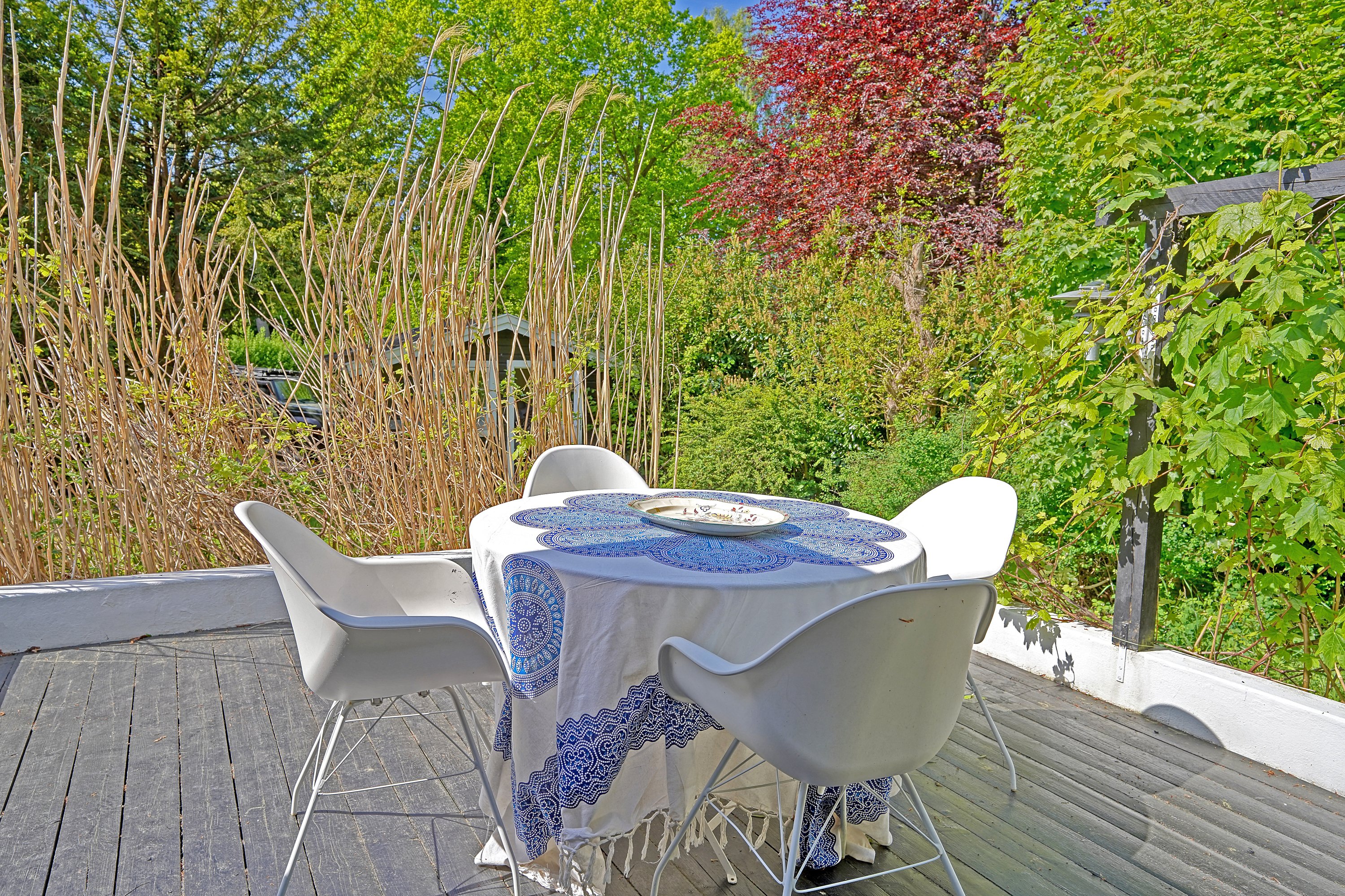 Fremhævet terrasse billede i fuldskærmstilstand. Billede af Solbakkevej 4, 3100 Hornbæk