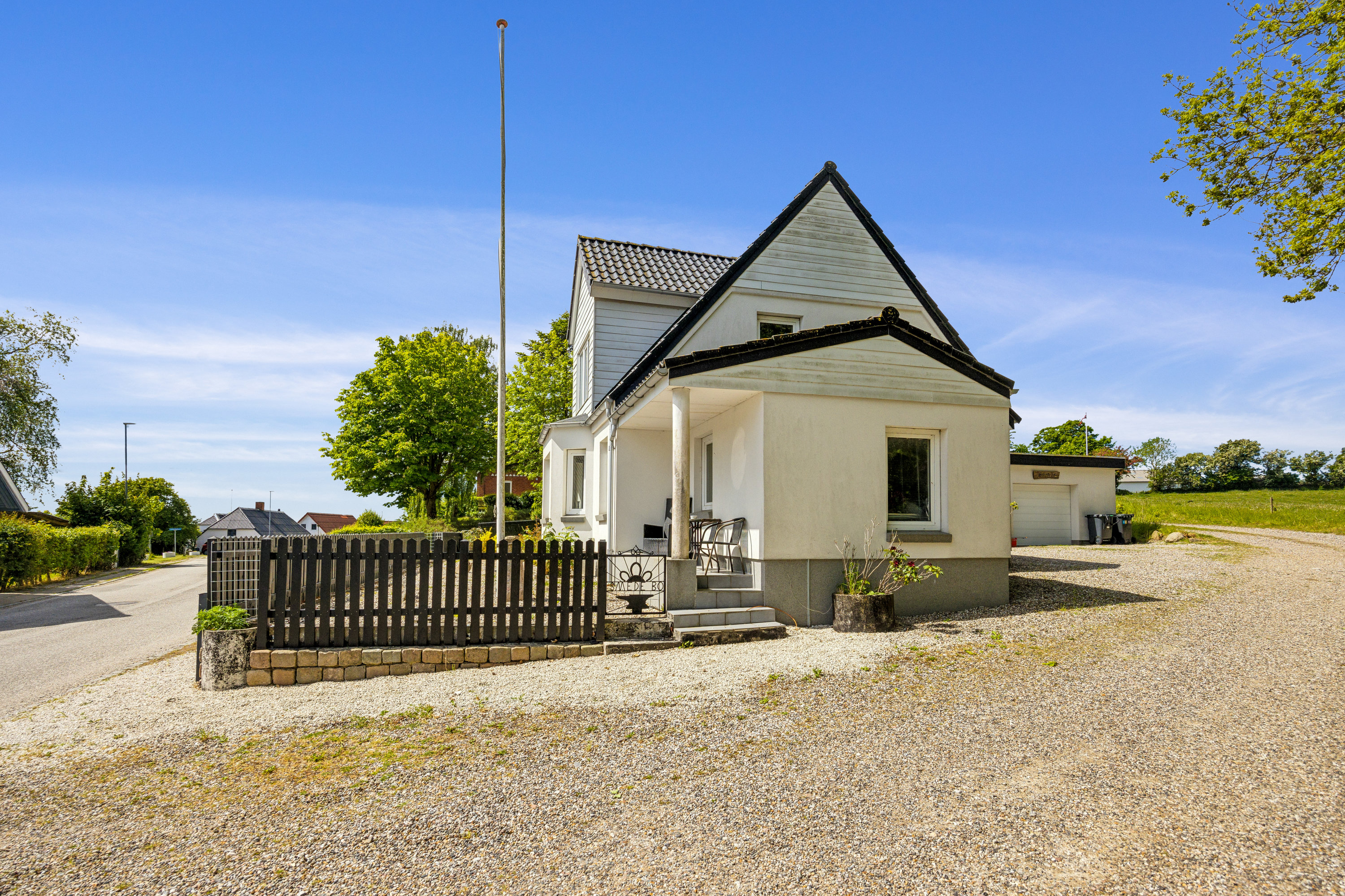 Fremhævet ejendom 1 billede i fuldskærmstilstand. Billede af Attrupvej 4, 9460 Brovst