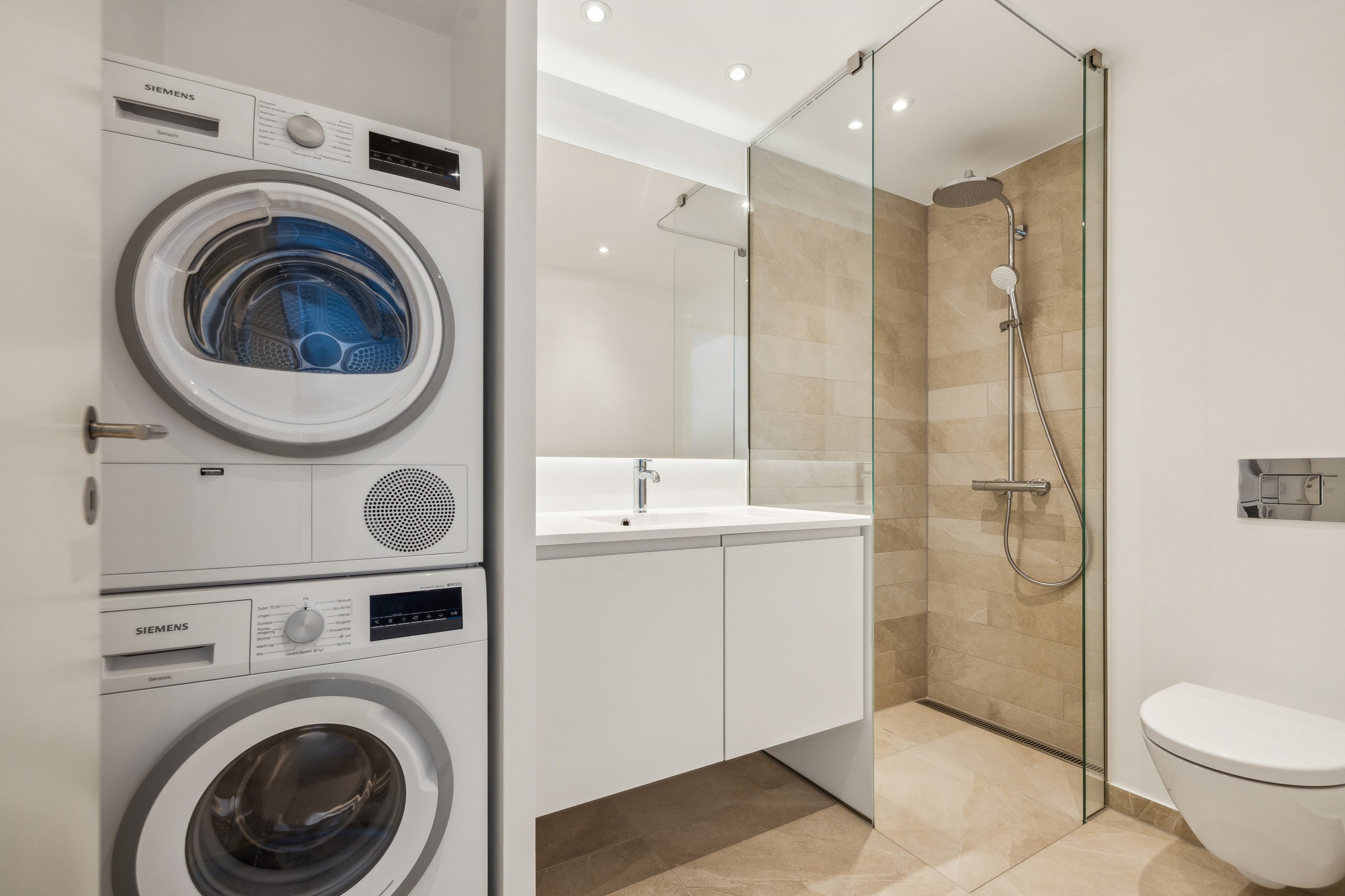 Fremhævet badeværelse billede i fuldskærmstilstand. Billede af Stigsborg Brygge 143, 2. mf., 9400 Nørresundby