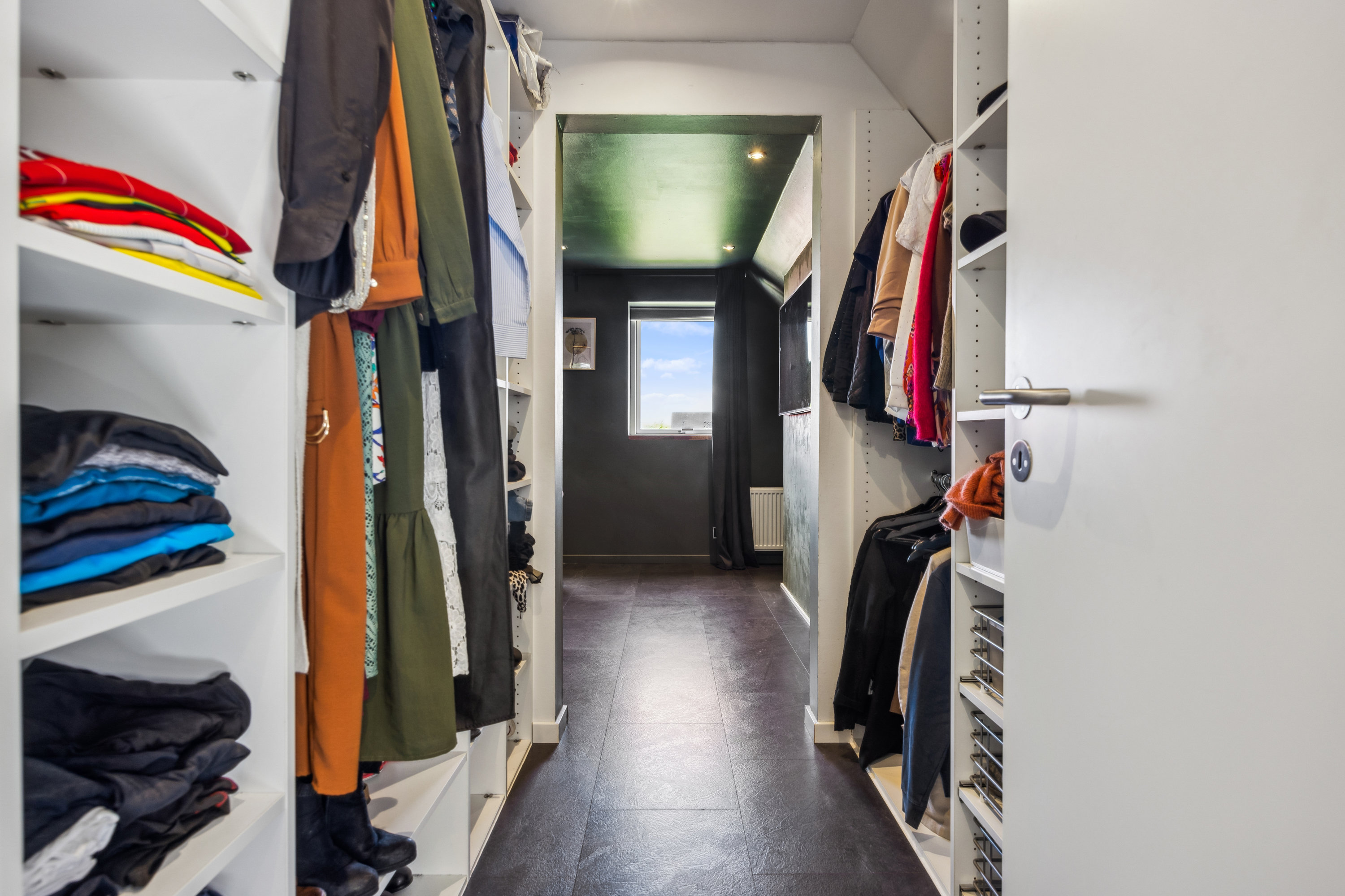 Fremhævet værelse billede i fuldskærmstilstand. Billede af Aagade 14, 9440 Aabybro