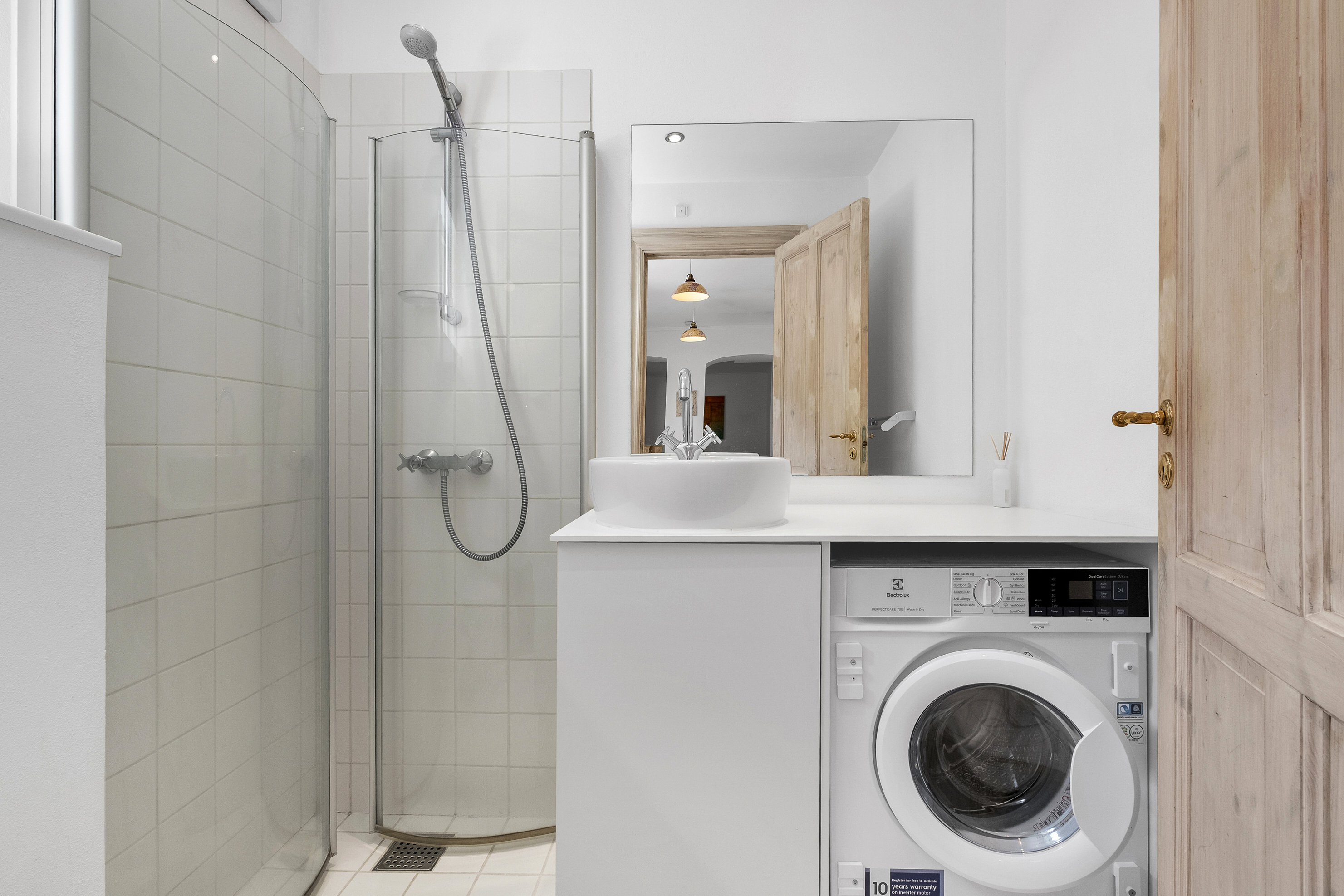 Fremhævet badeværelse billede i fuldskærmstilstand. Billede af Bülowsgade 8, 8000 Aarhus C