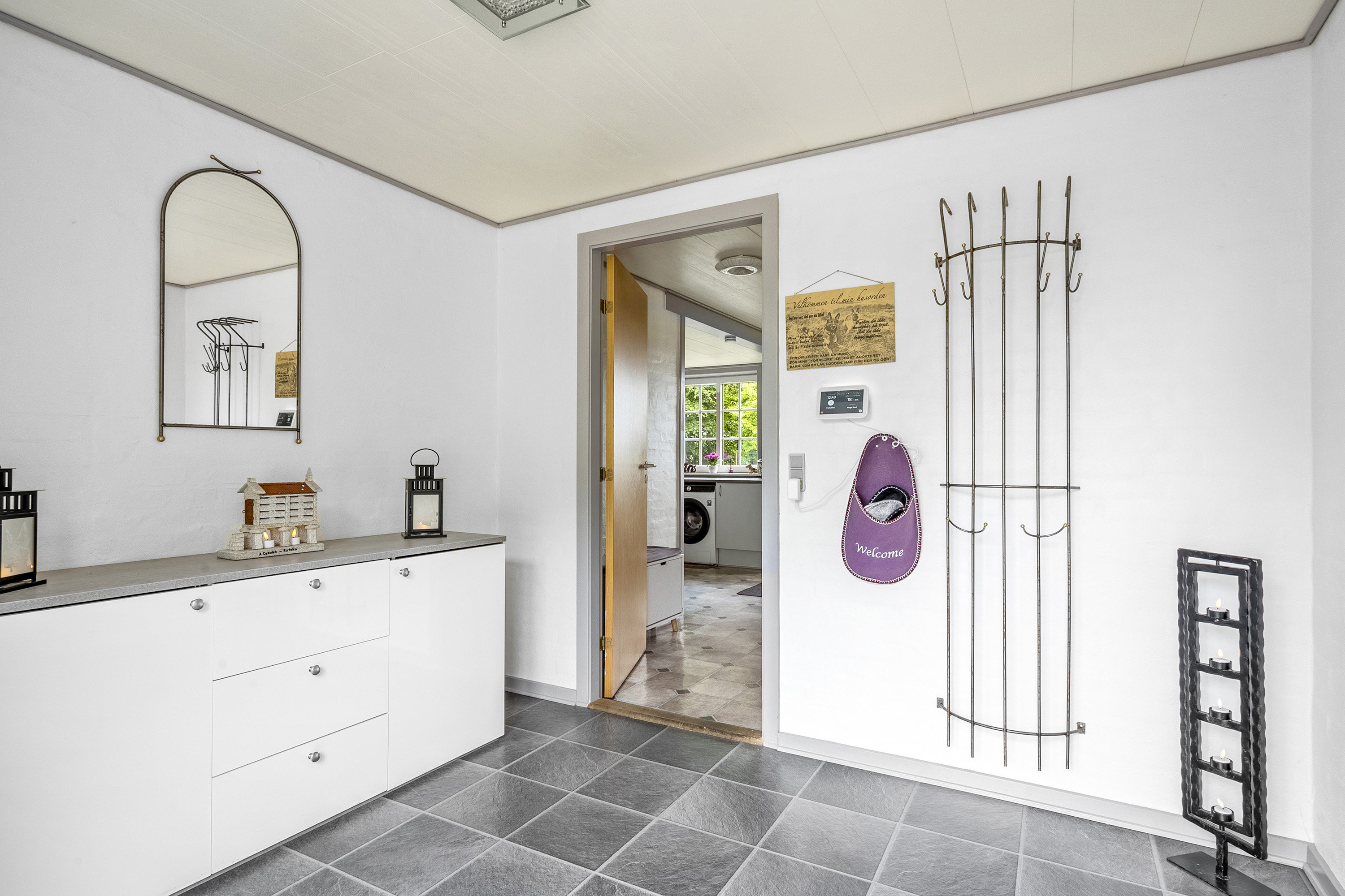 Fremhævet entré billede i fuldskærmstilstand. Billede af Lynevej 17, Strellev, 6870 Ølgod