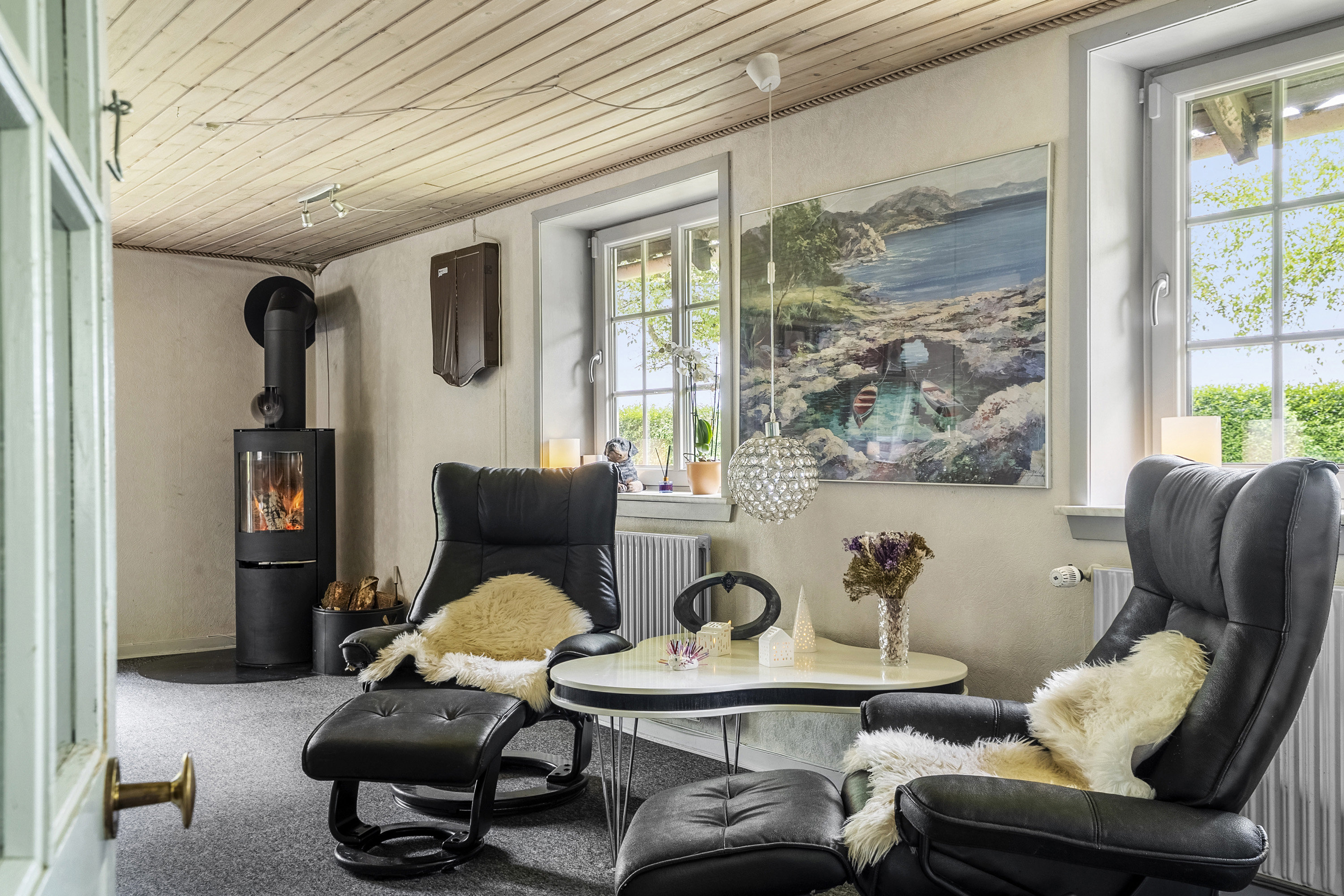 Fremhævet stue billede i fuldskærmstilstand. Billede af Lynevej 17, Strellev, 6870 Ølgod