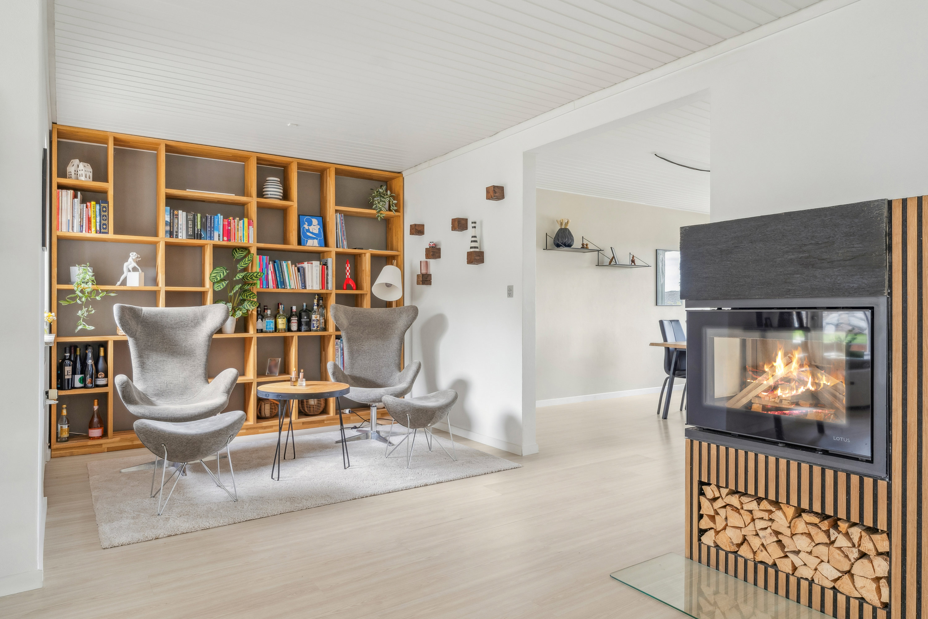 Fremhævet stue billede i fuldskærmstilstand. Billede af Egernvej 4, 8860 Ulstrup