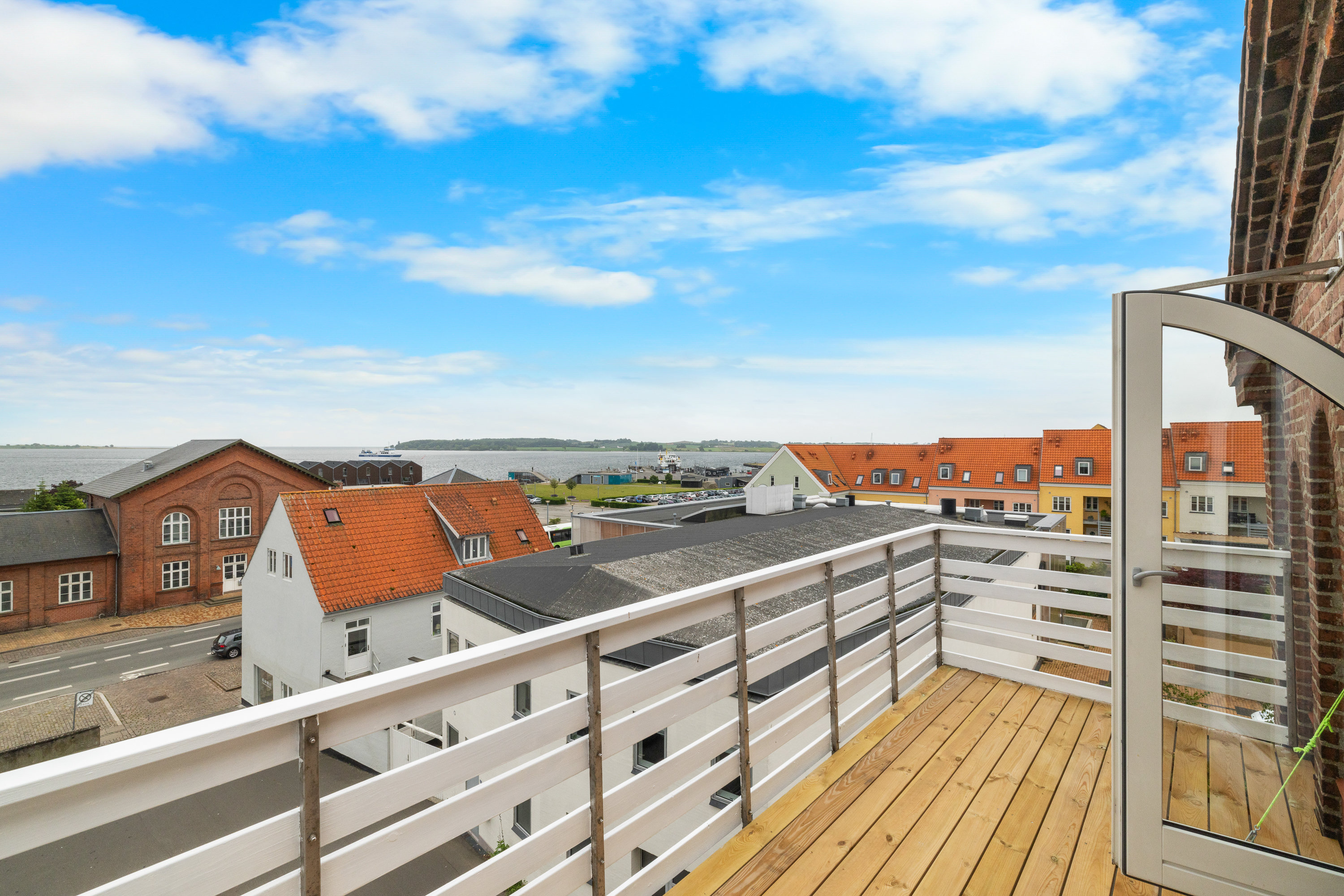 Fremhævet altan billede i fuldskærmstilstand. Billede af Østergade 30B, 2. tv., 5600 Faaborg