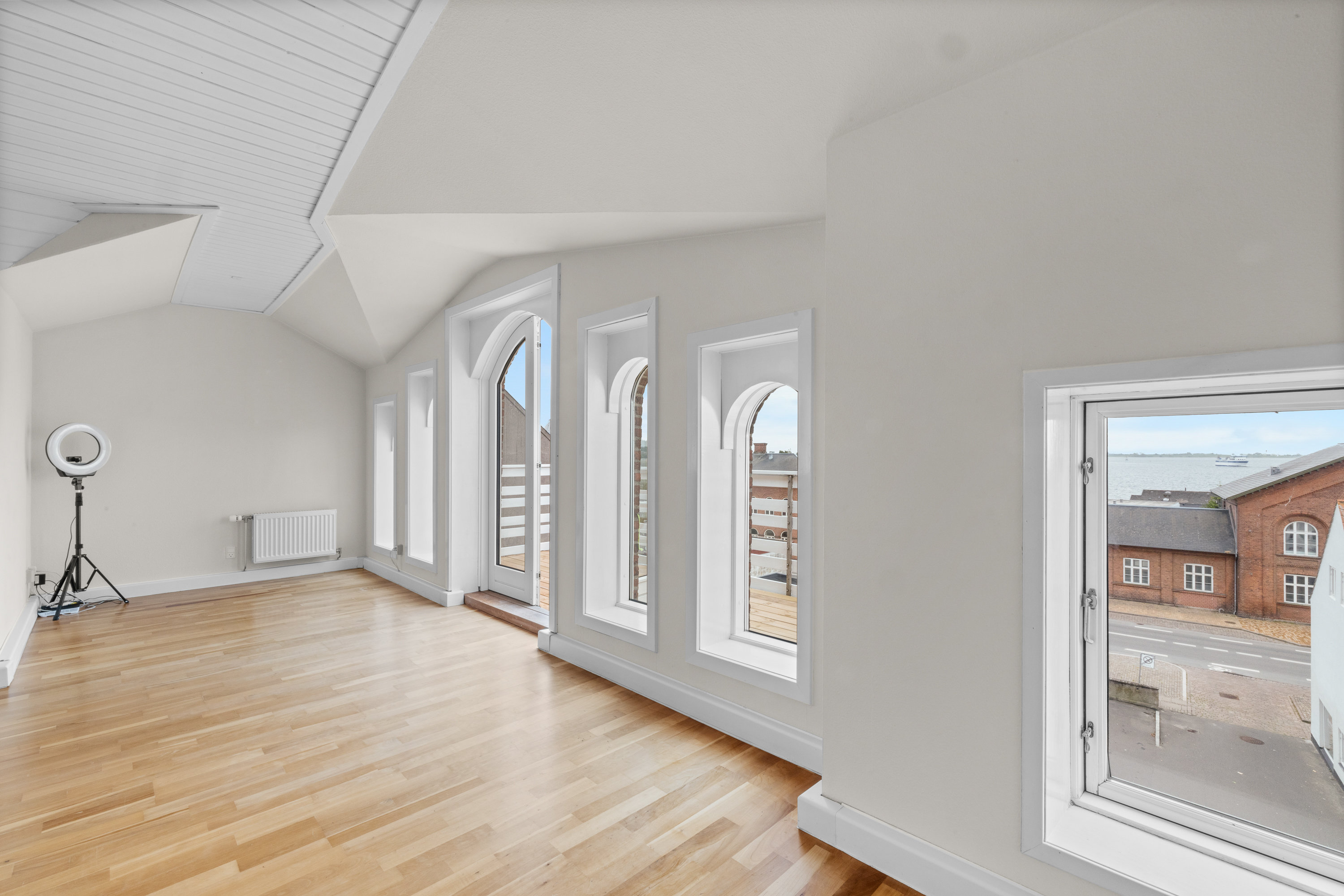 Fremhævet andet billede i fuldskærmstilstand. Billede af Østergade 30B, 2. tv., 5600 Faaborg