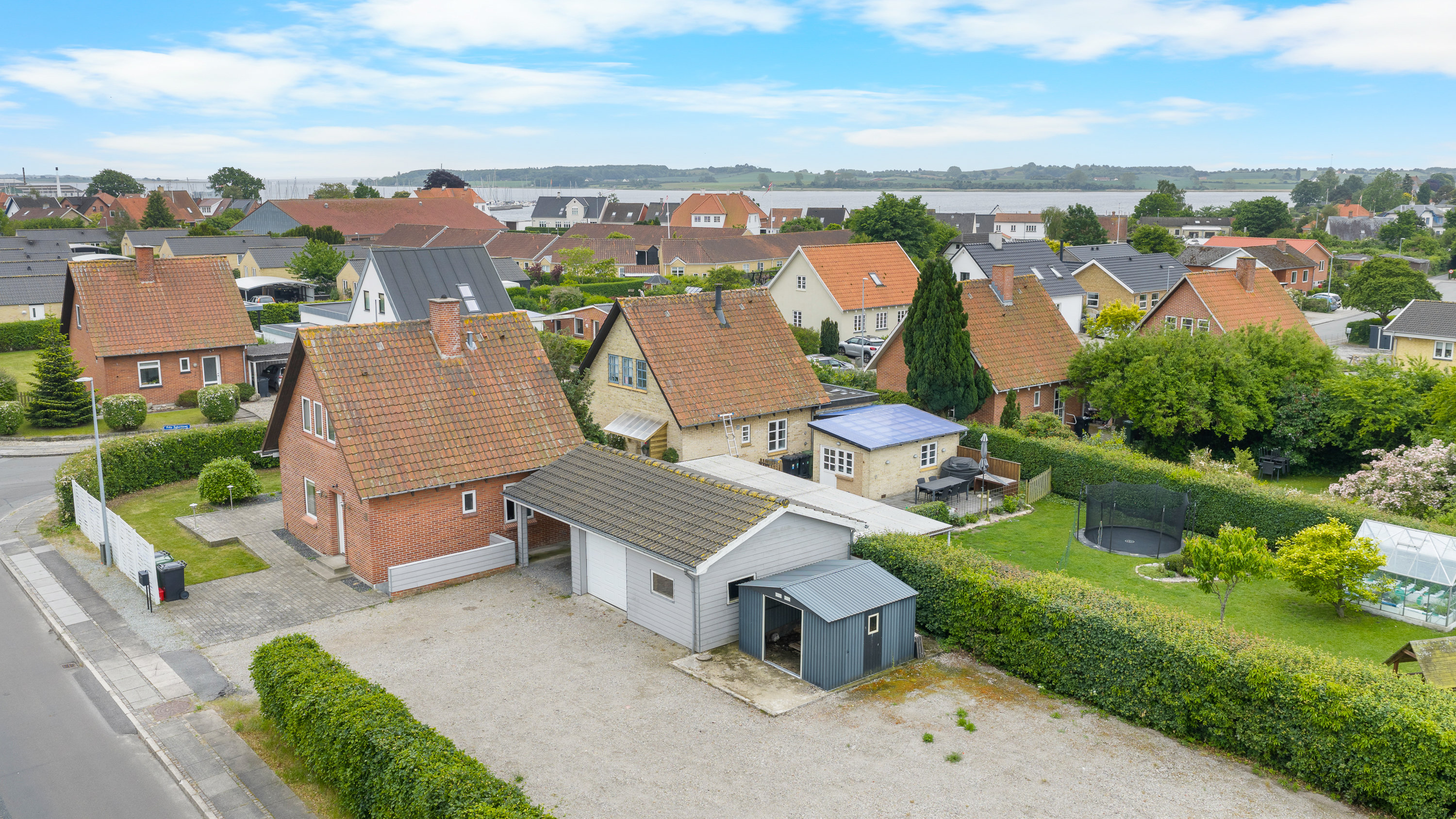 Fremhævet luftfoto billede i fuldskærmstilstand. Billede af Fritz Sybergsvej 2, 5600 Faaborg