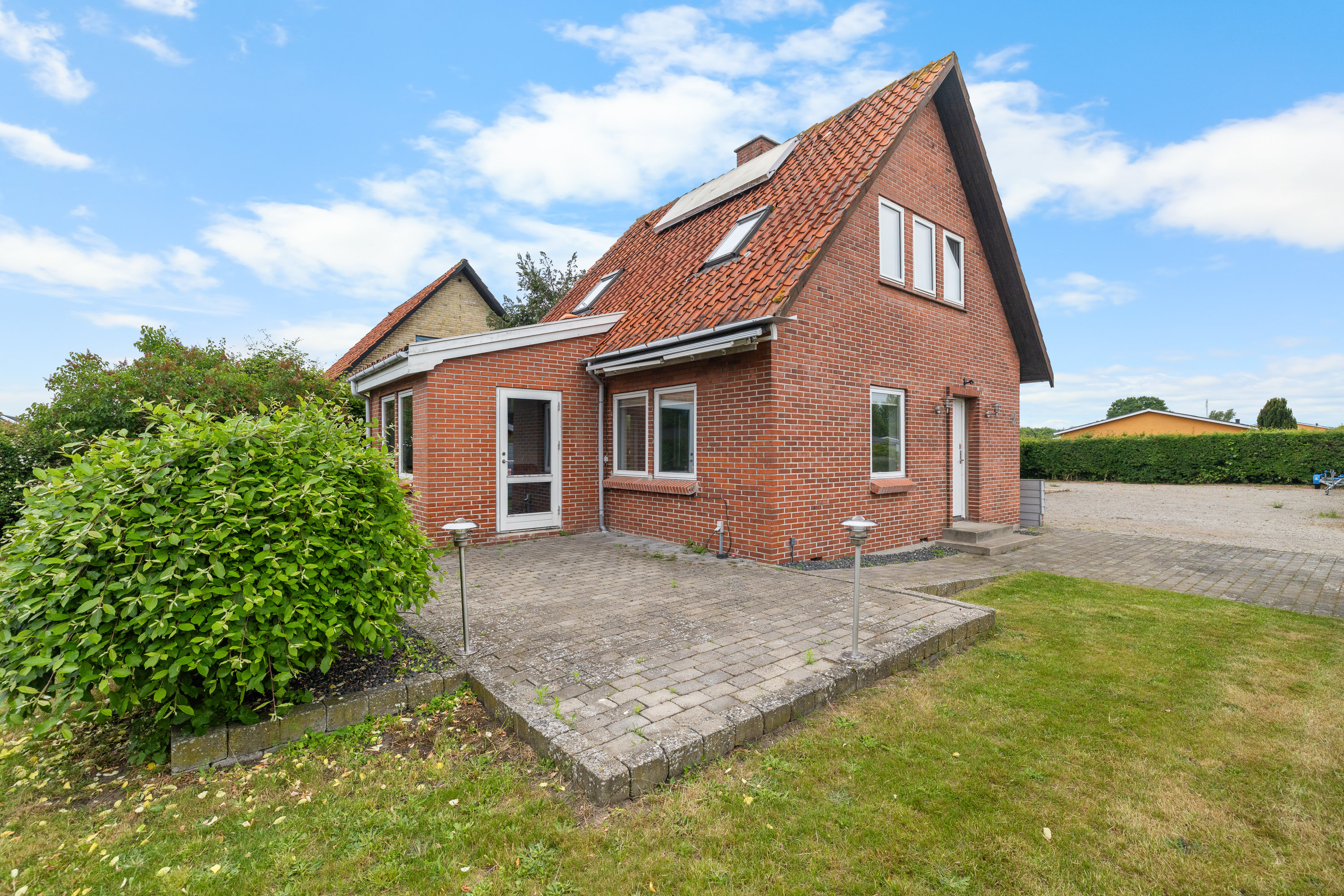 Fremhævet facade billede i fuldskærmstilstand. Billede af Fritz Sybergsvej 2, 5600 Faaborg