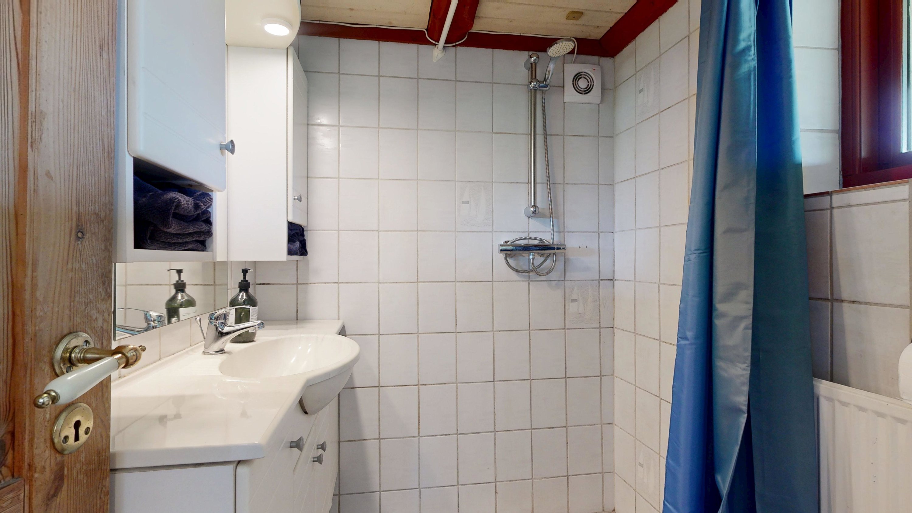 Fremhævet badeværelse billede i fuldskærmstilstand. Billede af Horsensvej 149, Tebstrup, 8660 Skanderborg