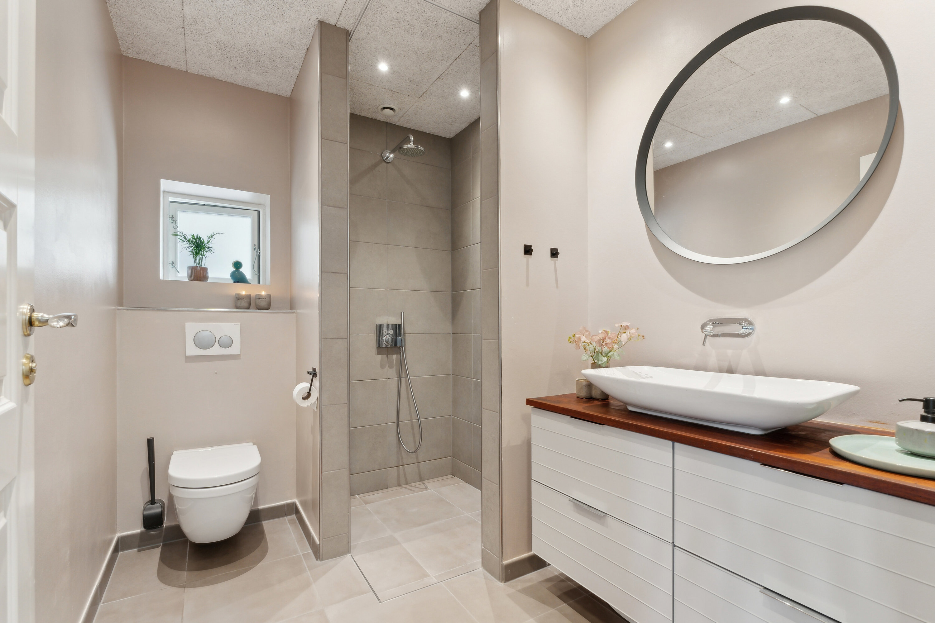 Fremhævet badeværelse billede i fuldskærmstilstand. Billede af Ydunshave 8, Tåsinge, 5700 Svendborg