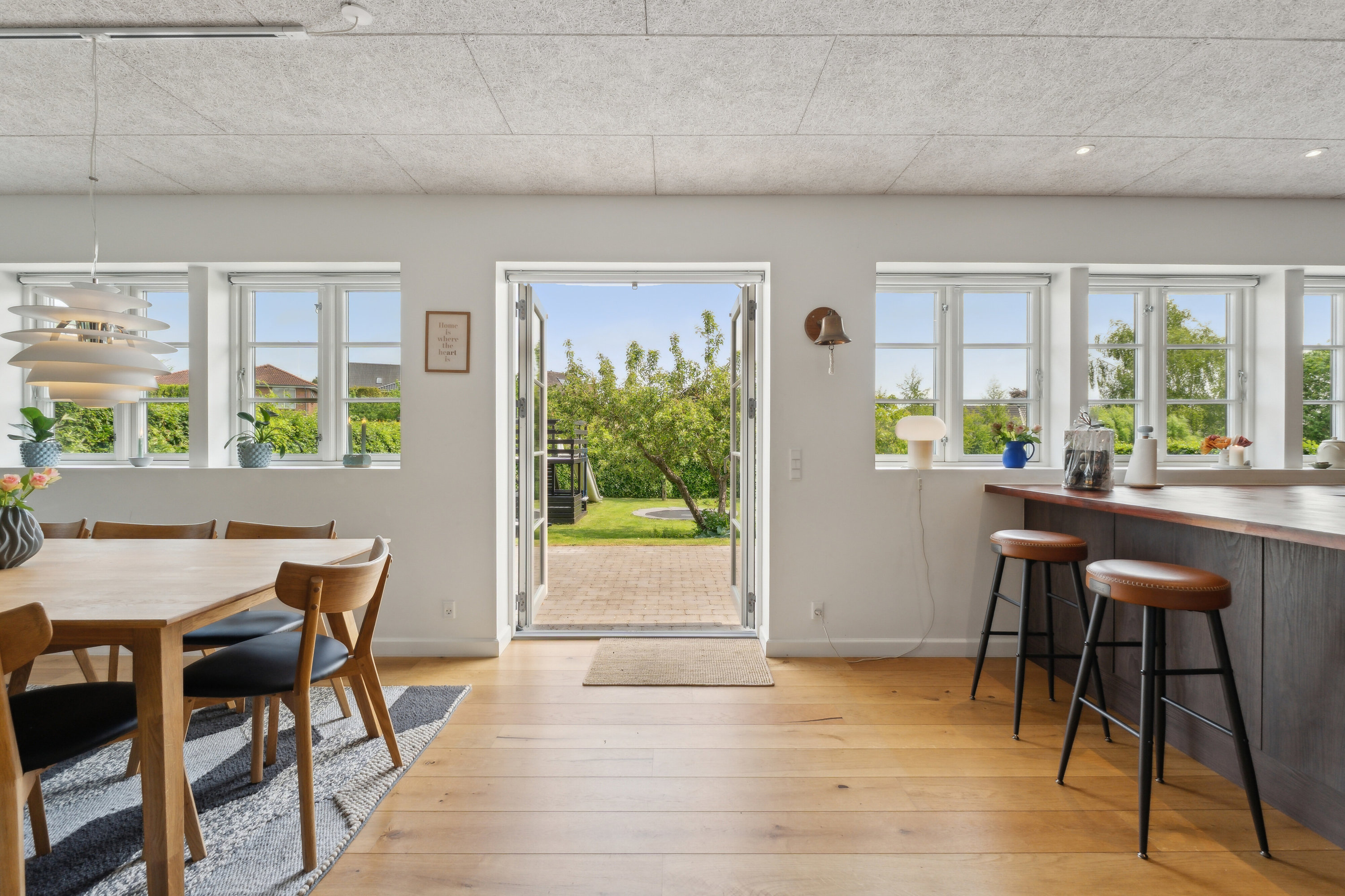 Fremhævet spisestue billede i fuldskærmstilstand. Billede af Ydunshave 8, Tåsinge, 5700 Svendborg