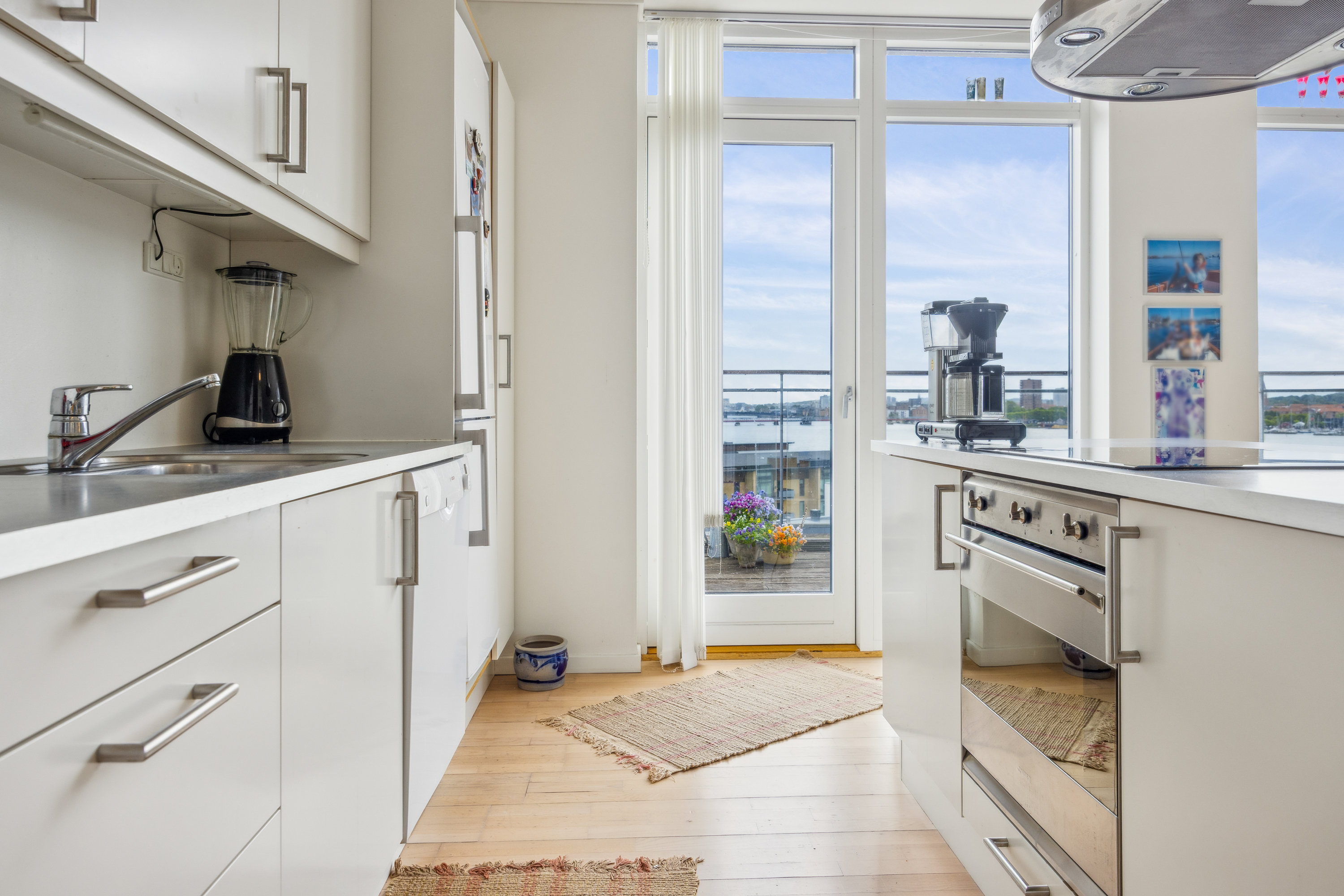 Fremhævet køkken billede i fuldskærmstilstand. Billede af Julius Posselts Vej 1D, 5. 2., 9400 Nørresundby