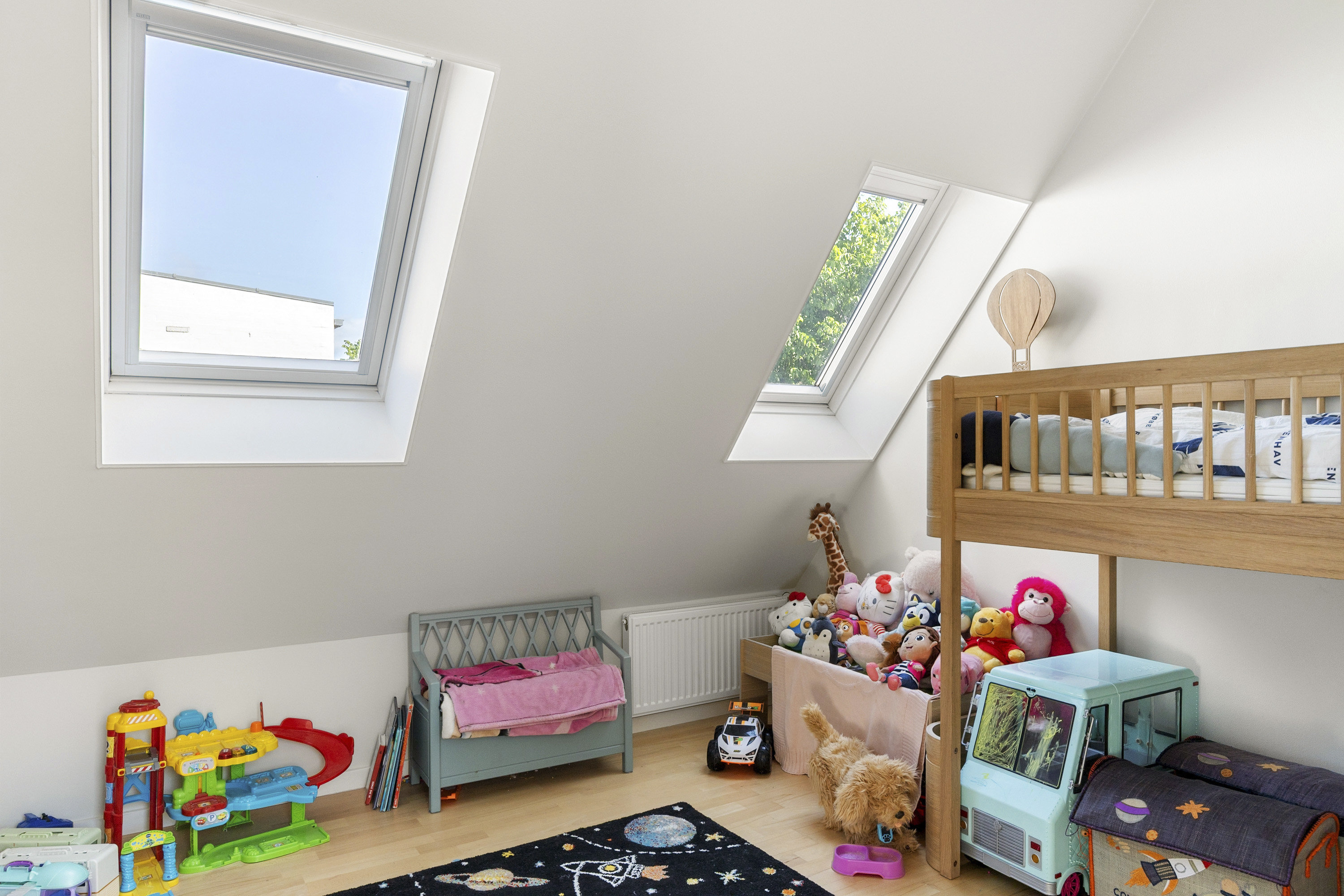 Fremhævet soveværelse billede i fuldskærmstilstand. Billede af Baneskellet 40, 2950 Vedbæk