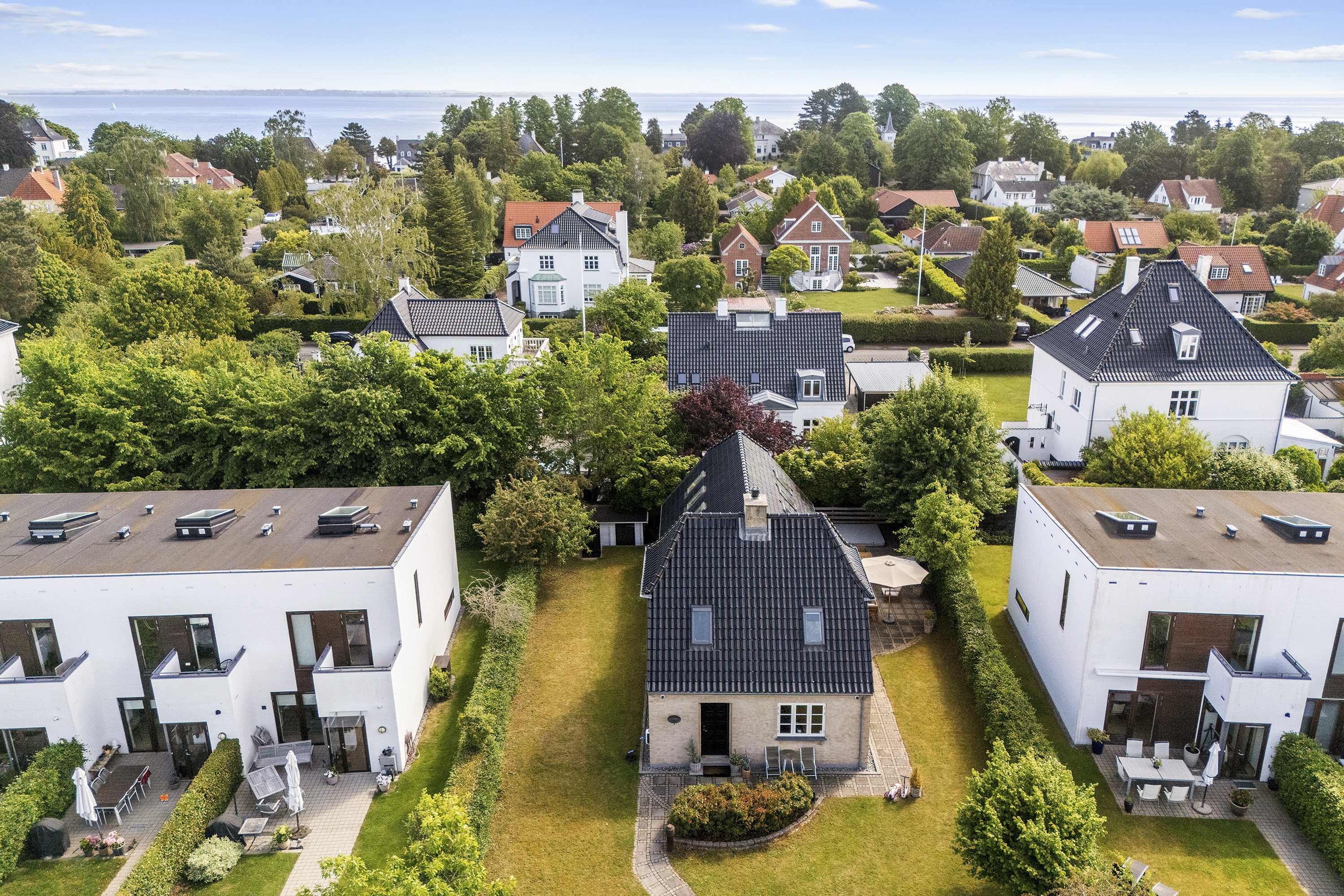 Fremhævet område billede i fuldskærmstilstand. Billede af Baneskellet 40, 2950 Vedbæk