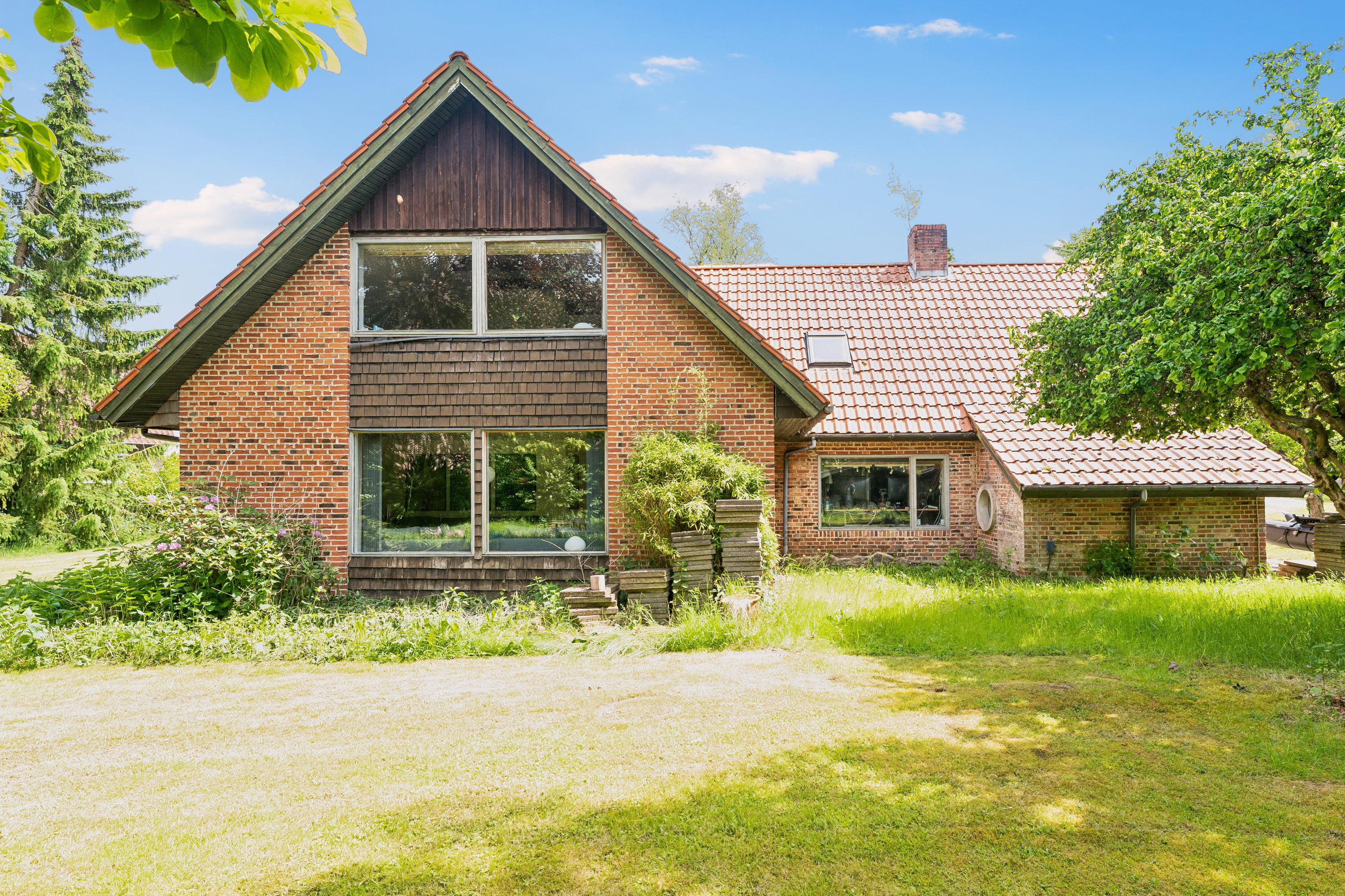 Fremhævet ejendom 1 billede i fuldskærmstilstand. Billede af Skolevangen 8, 8860 Ulstrup