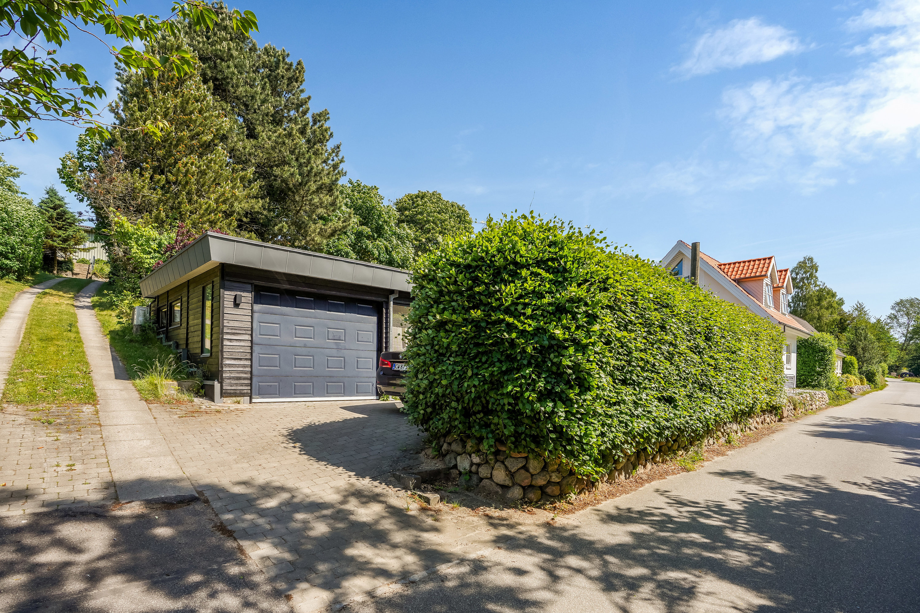 Fremhævet garage billede i fuldskærmstilstand. Billede af Dæmningen 95, Strib, 5500 Middelfart