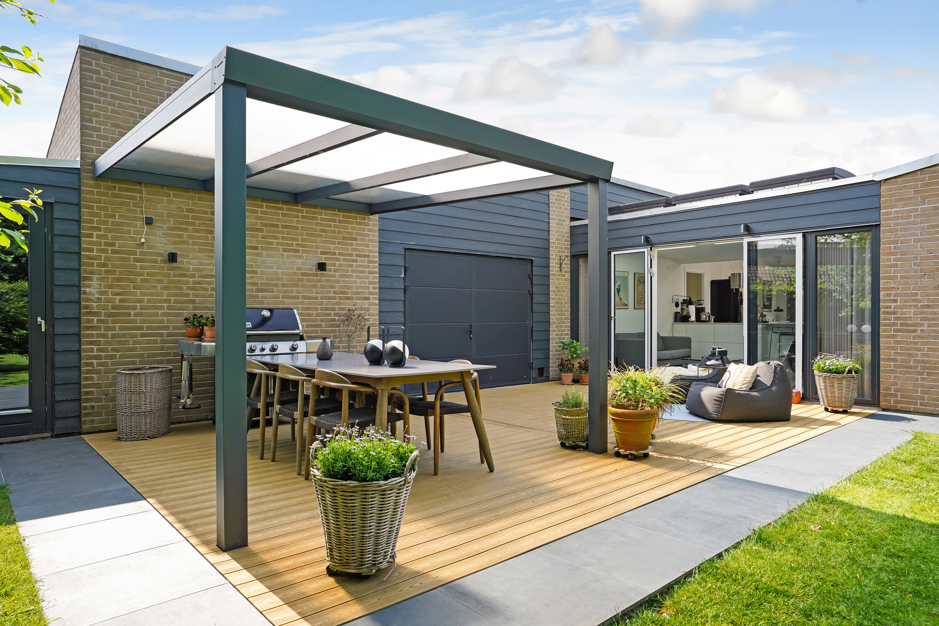 Fremhævet terrasse billede i fuldskærmstilstand. Billede af Skovbrynet 19, 5620 Glamsbjerg