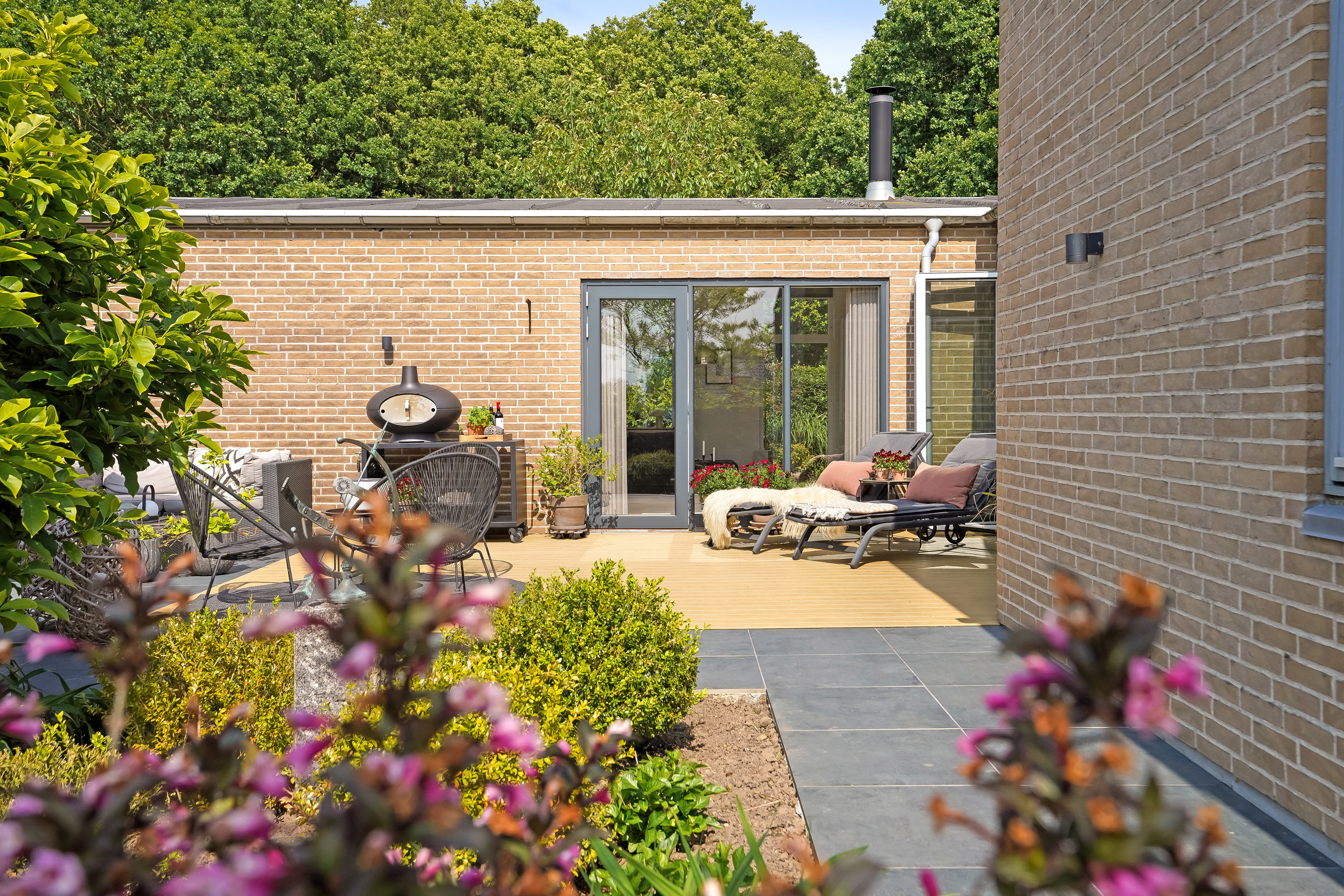 Fremhævet terrasse billede i fuldskærmstilstand. Billede af Skovbrynet 19, 5620 Glamsbjerg