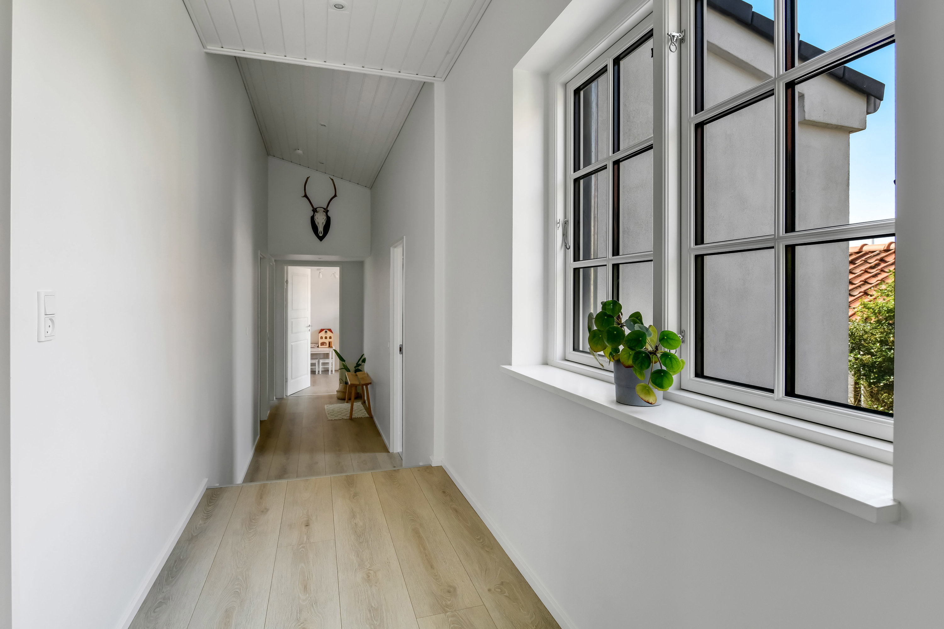 Fremhævet andet billede i fuldskærmstilstand. Billede af Carit Etlars Alle 36, 6700 Esbjerg