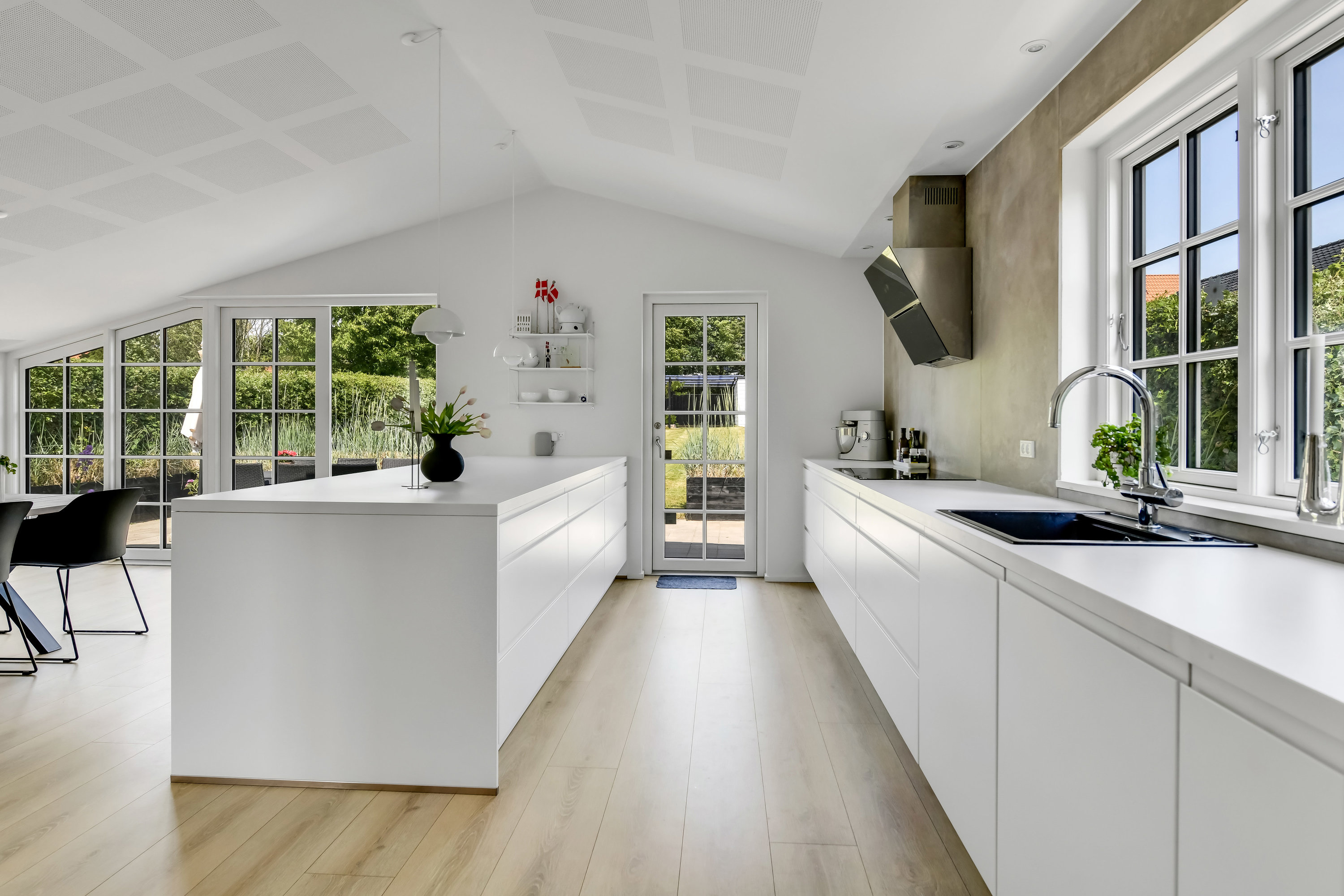 Fremhævet køkken billede i fuldskærmstilstand. Billede af Carit Etlars Alle 36, 6700 Esbjerg