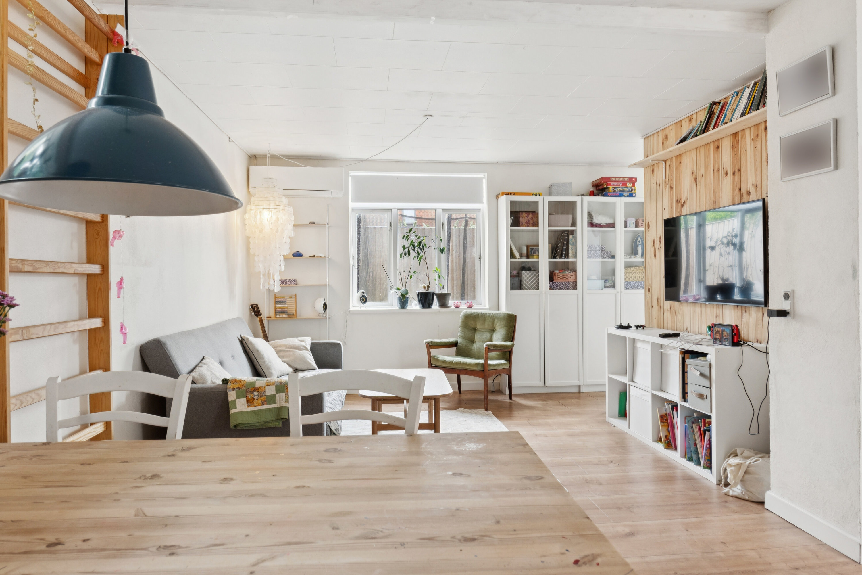 Fremhævet stue billede i fuldskærmstilstand. Billede af Svendborgvej 45, Ollerup, 5762 Vester Skerninge