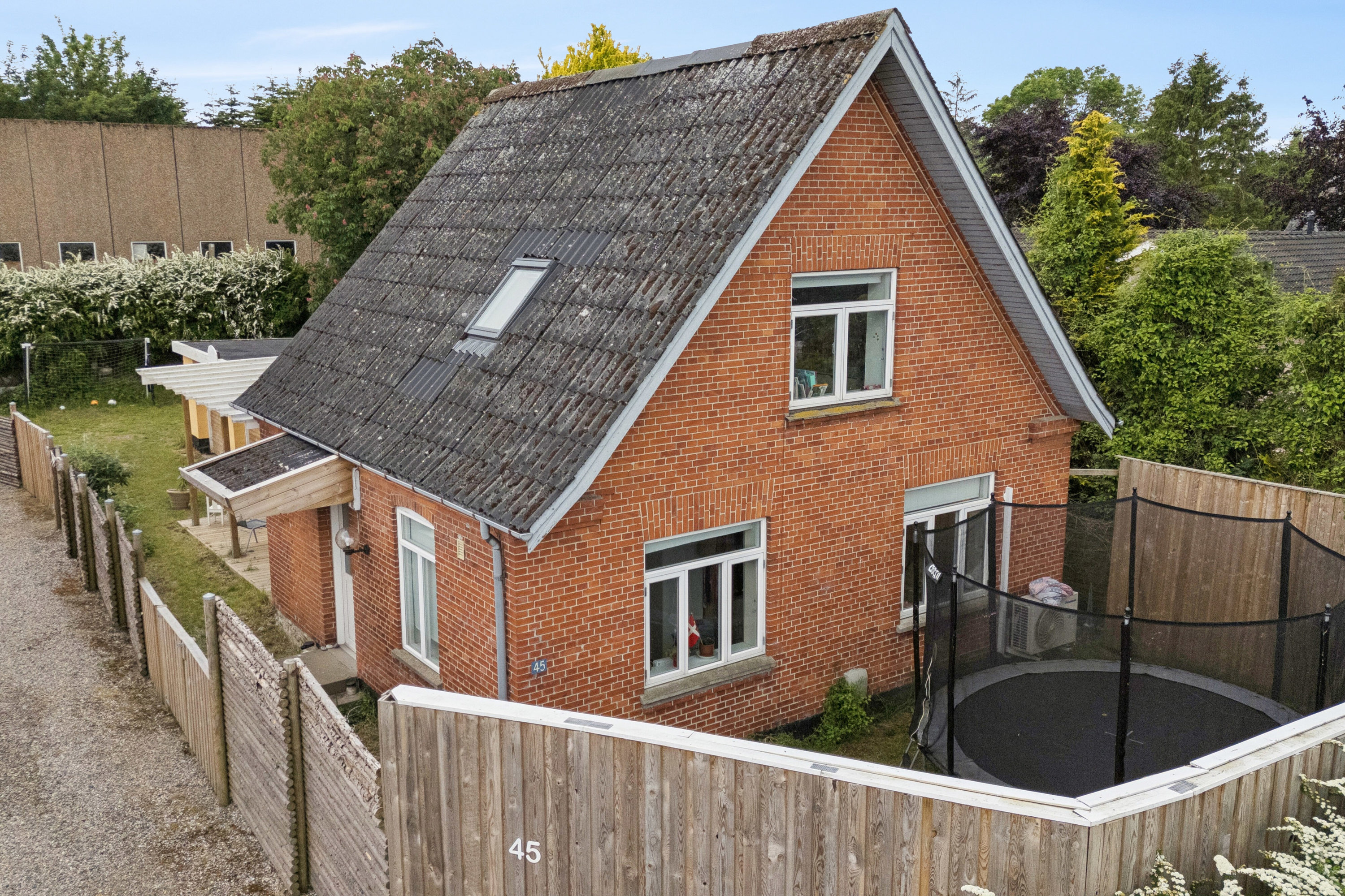 Miniaturebillede 1: udsigt fra toppen. Billede af Svendborgvej 45, Ollerup, 5762 Vester Skerninge