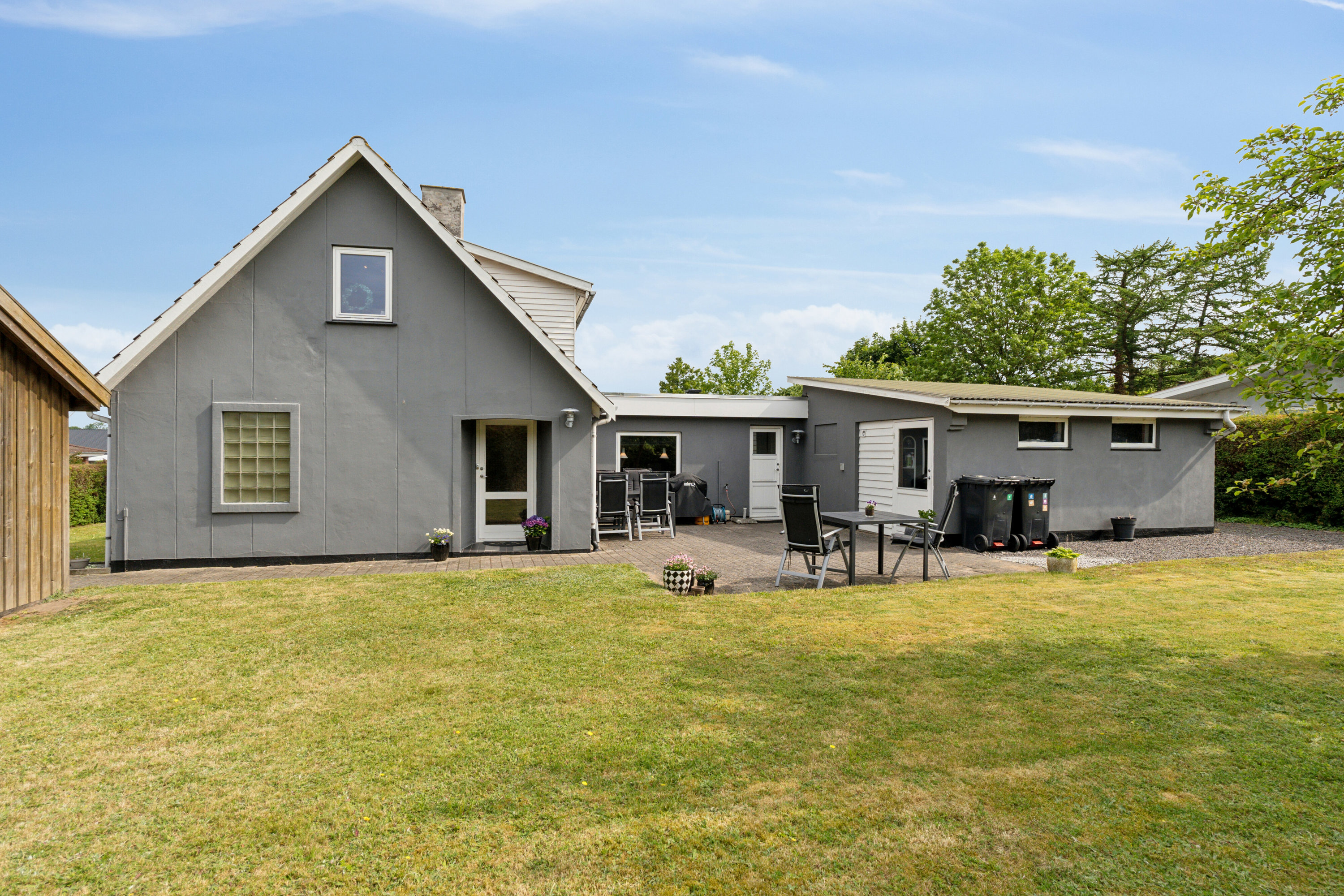 Miniaturebillede 2: set fra haven. Billede af Frederiksberg 37, 4470 Svebølle