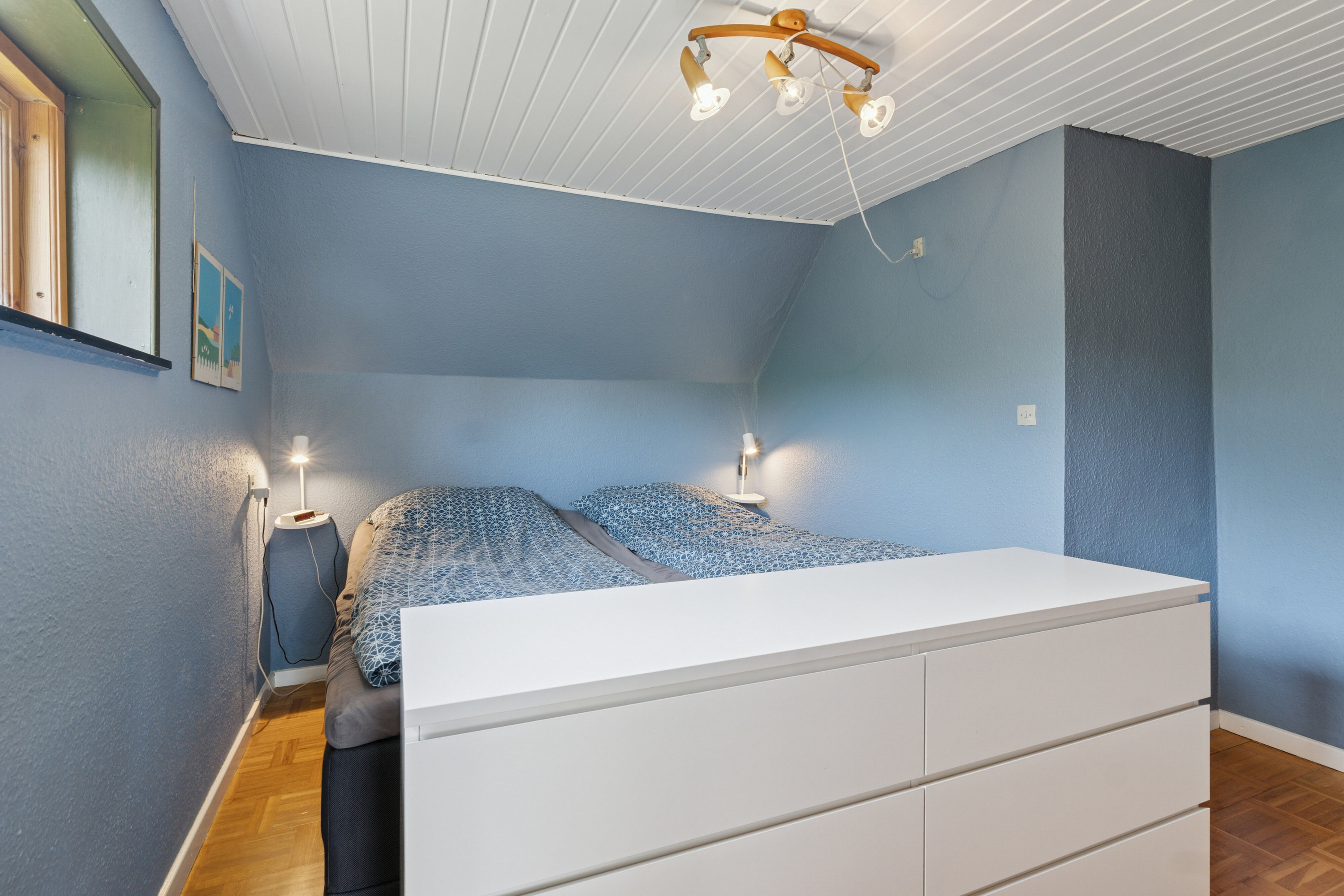 Fremhævet soveværelse billede i fuldskærmstilstand. Billede af Frederiksberg 37, 4470 Svebølle