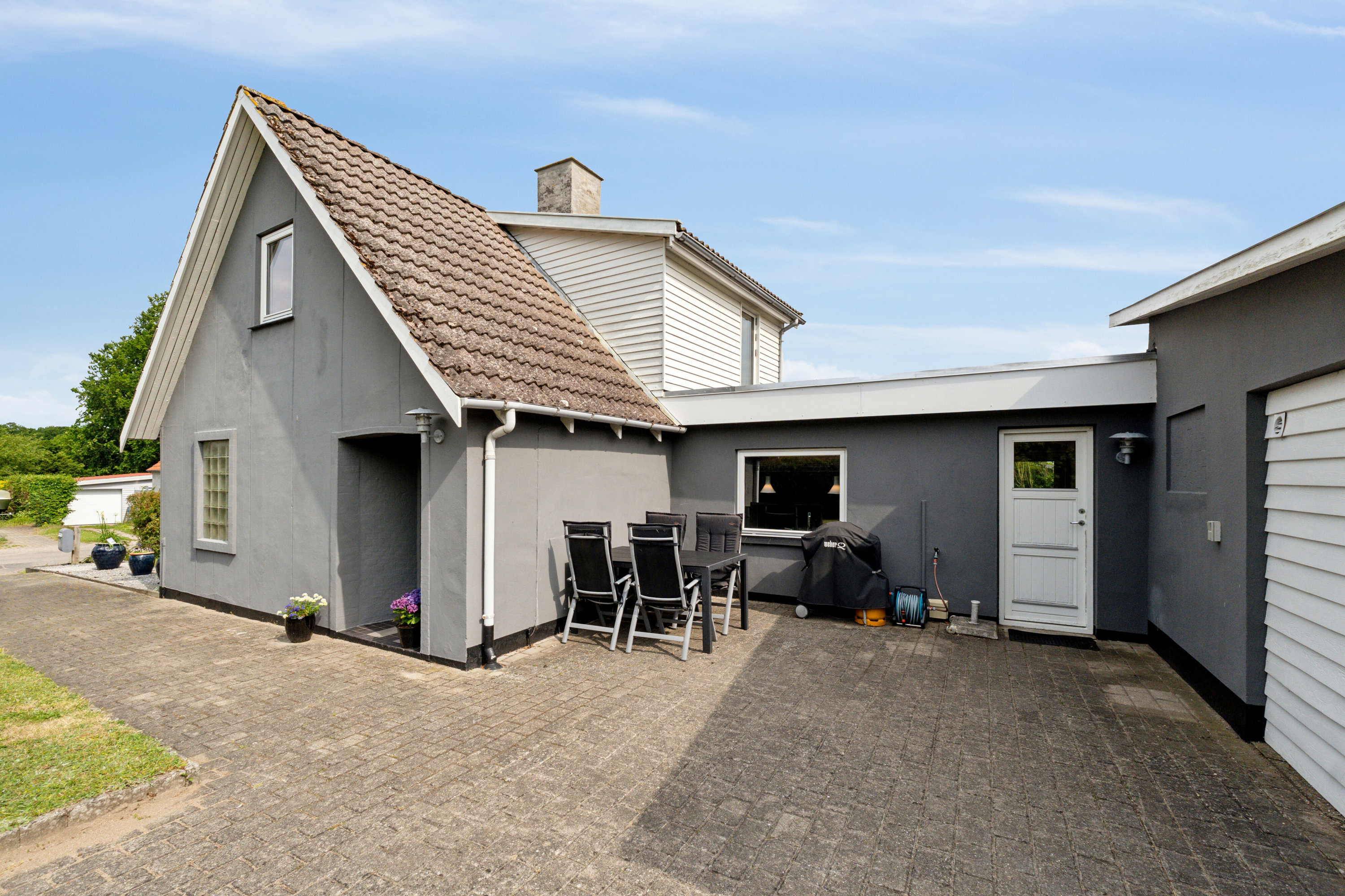 Fremhævet set fra vejen billede i fuldskærmstilstand. Billede af Frederiksberg 37, 4470 Svebølle