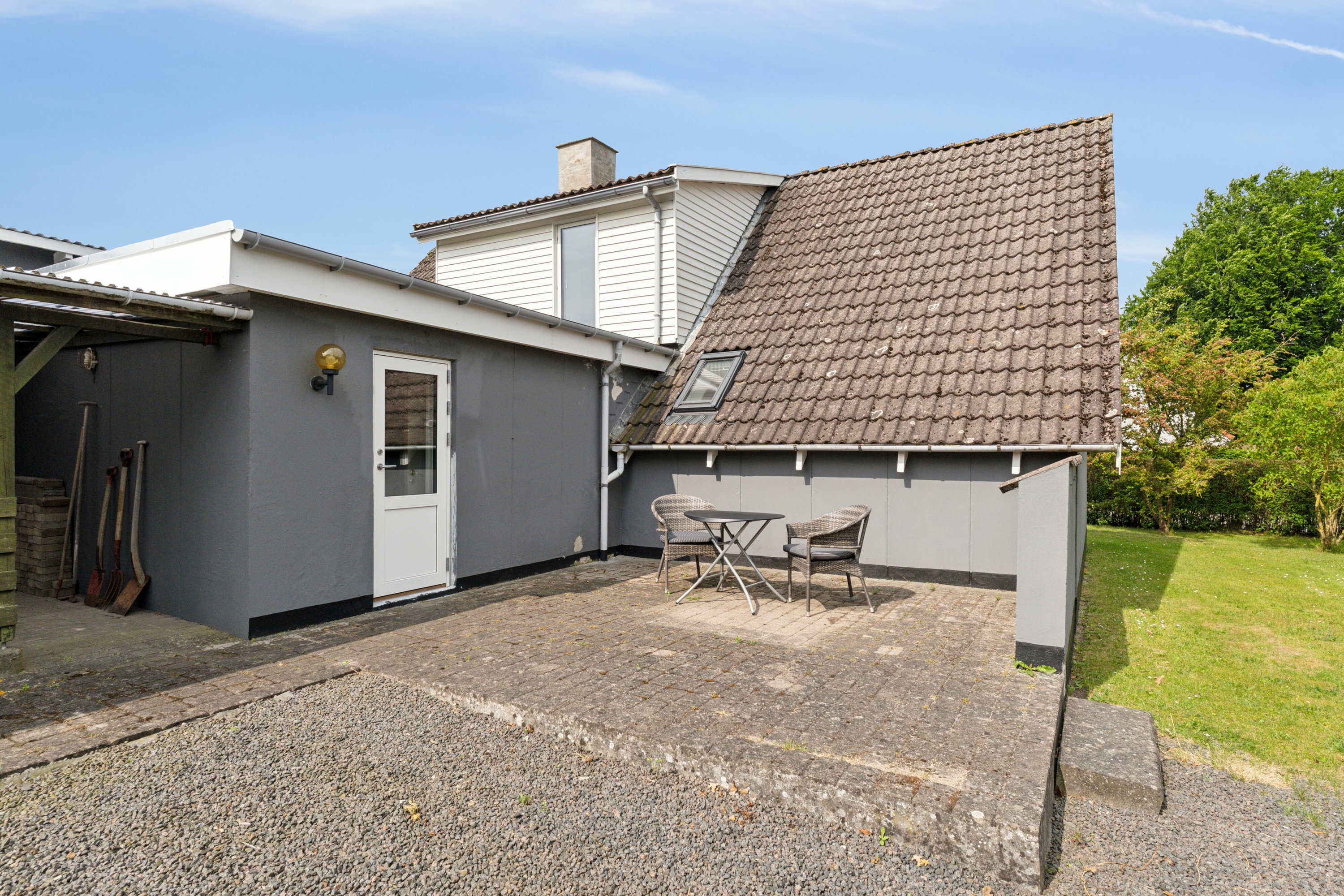 Fremhævet set fra vejen billede i fuldskærmstilstand. Billede af Frederiksberg 37, 4470 Svebølle