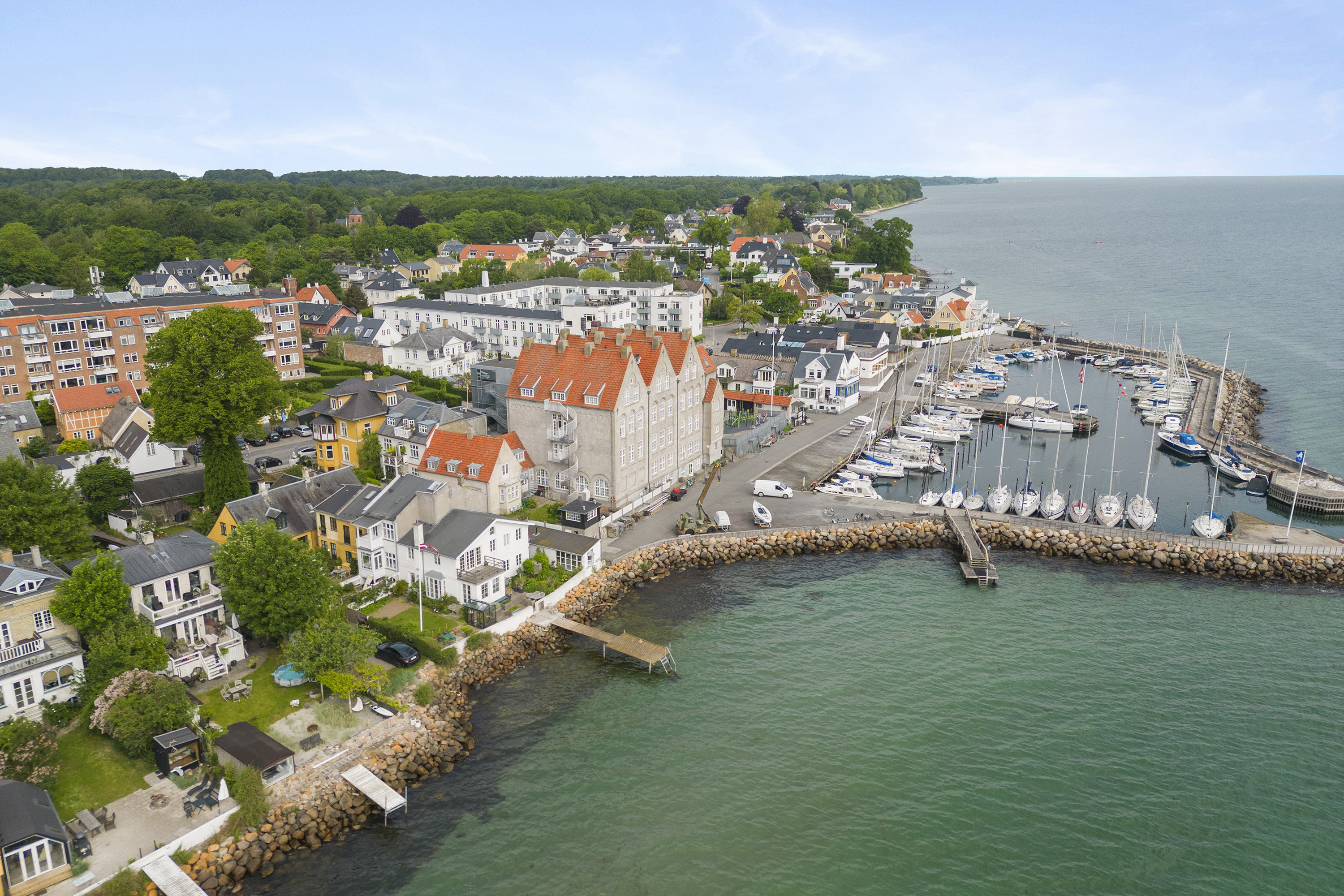 Fremhævet område billede i fuldskærmstilstand. Billede af Becksvej 1, 1., 2930 Klampenborg