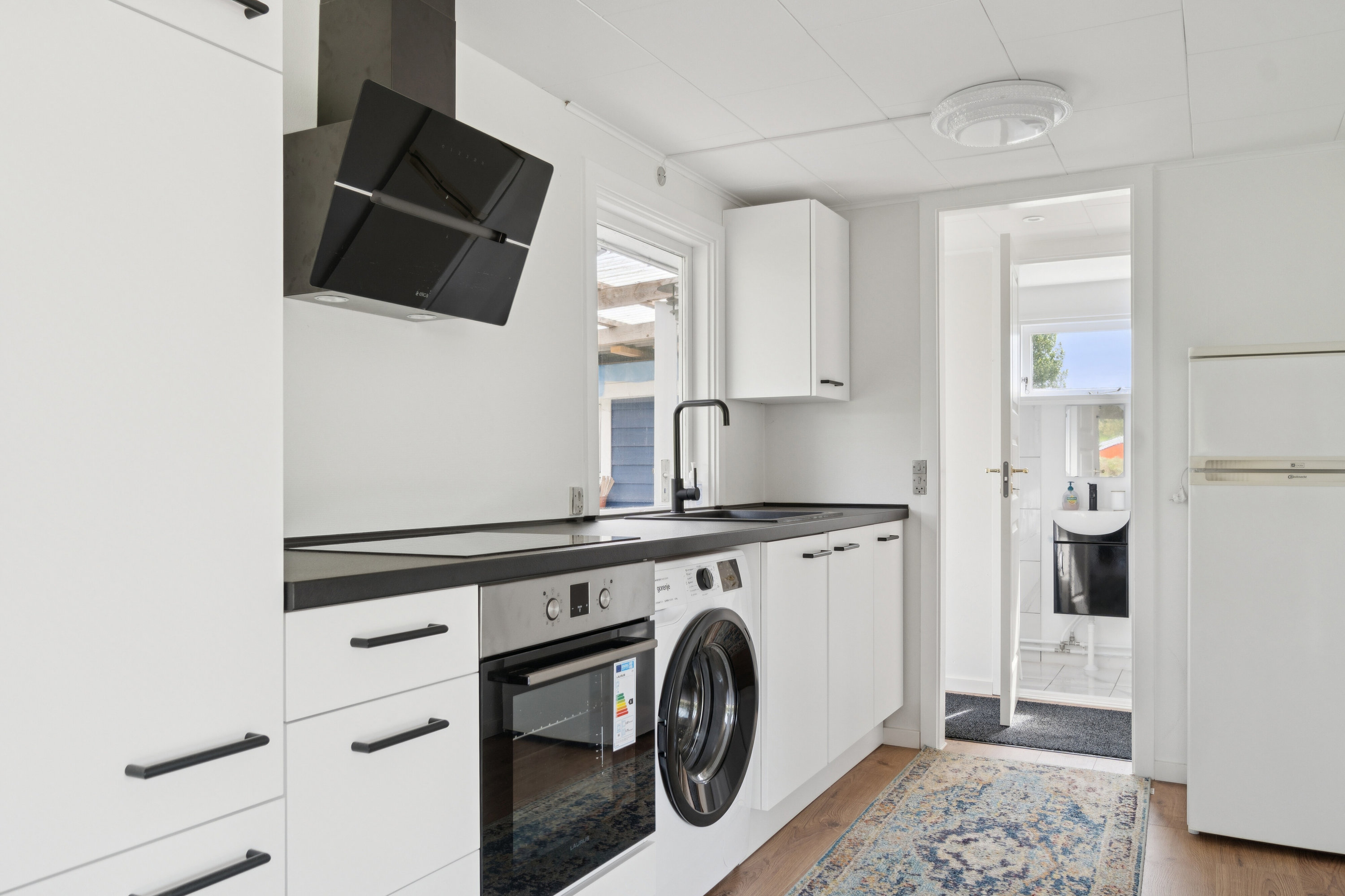 Fremhævet køkken billede i fuldskærmstilstand. Billede af Harekærgårdsvej 64, Gershøj, 4070 Kirke Hyllinge