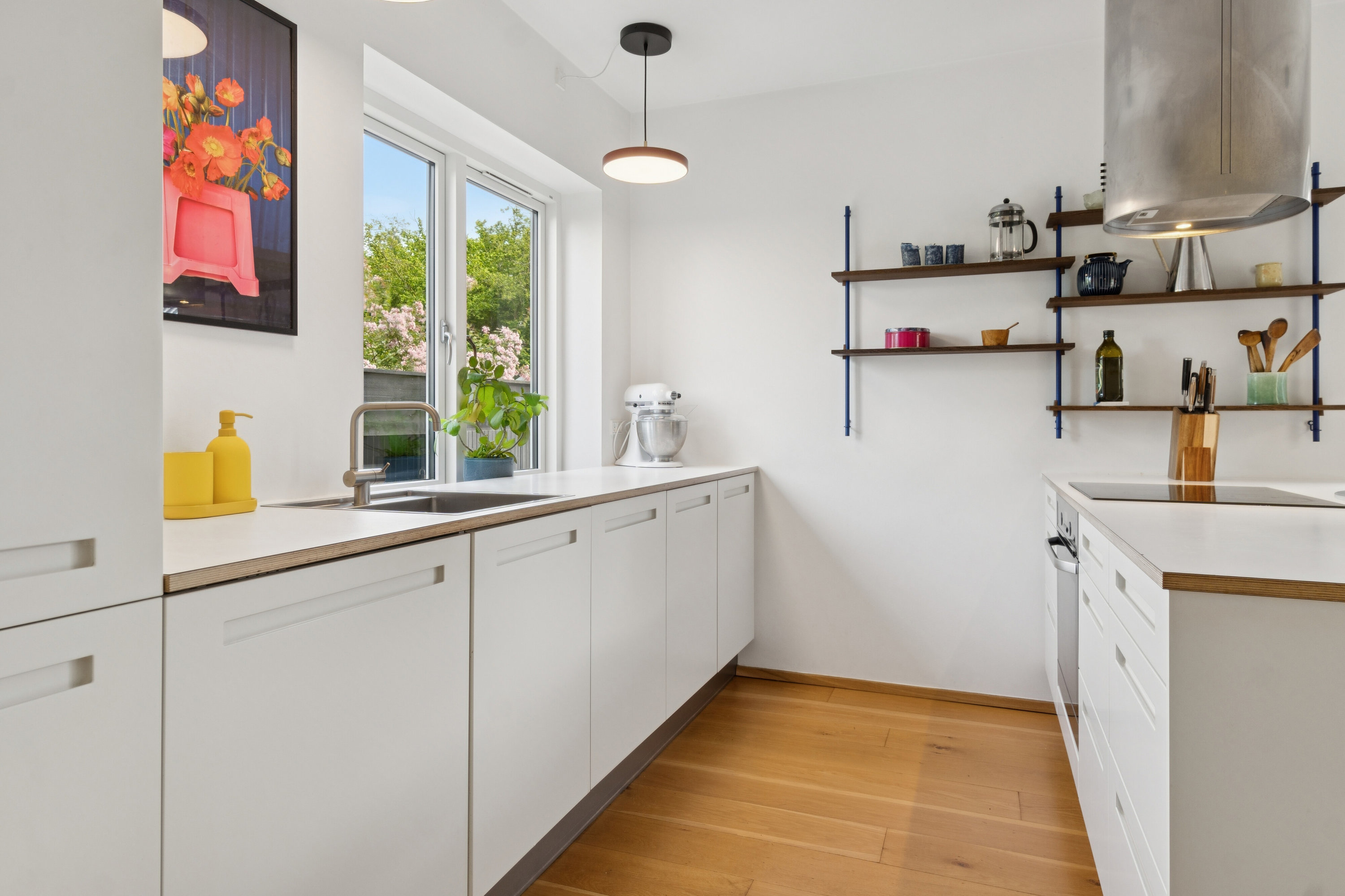 Miniaturebillede 2: køkken. Billede af Engbakken 2, 2830 Virum