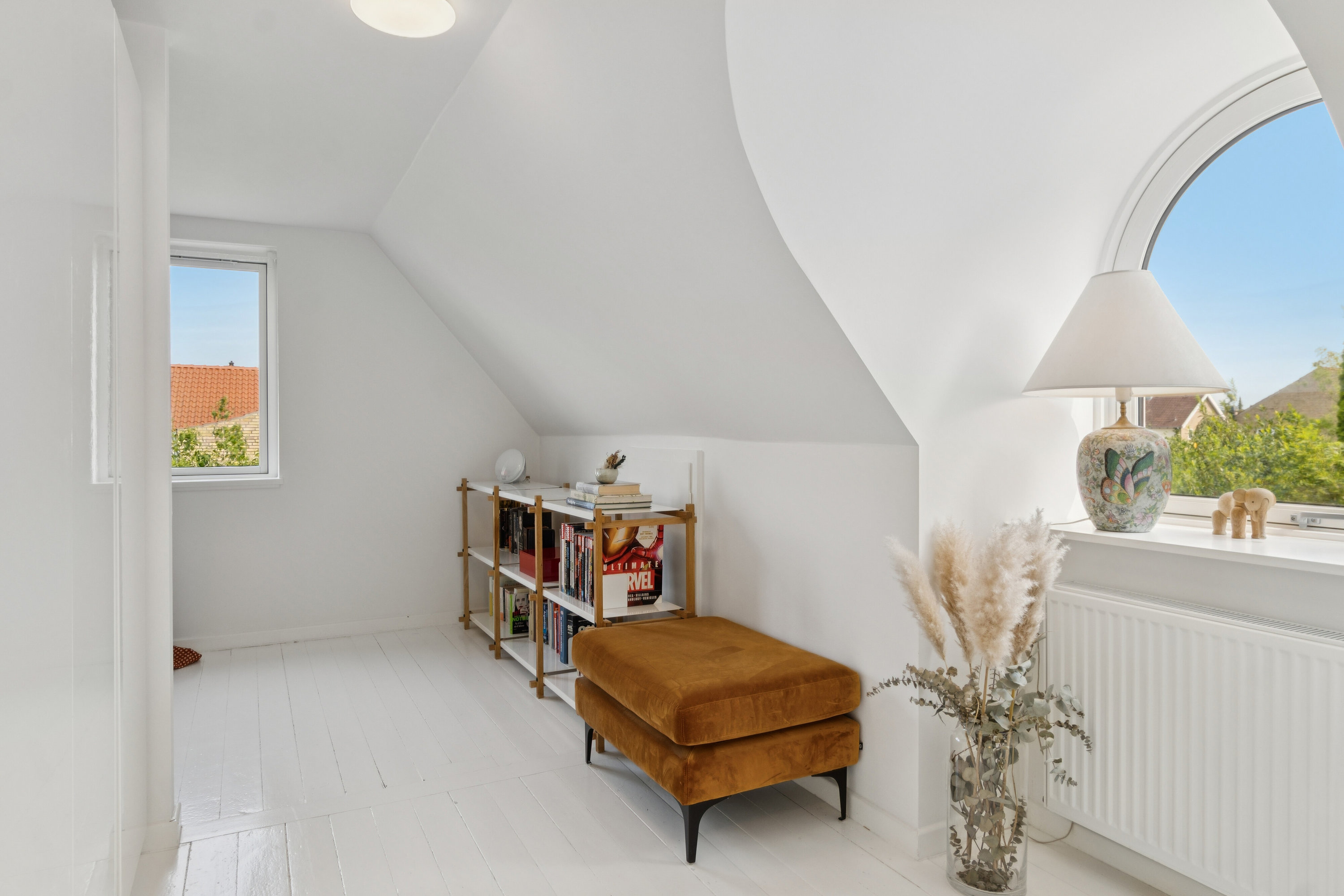 Fremhævet indendørs billede i fuldskærmstilstand. Billede af Engbakken 2, 2830 Virum