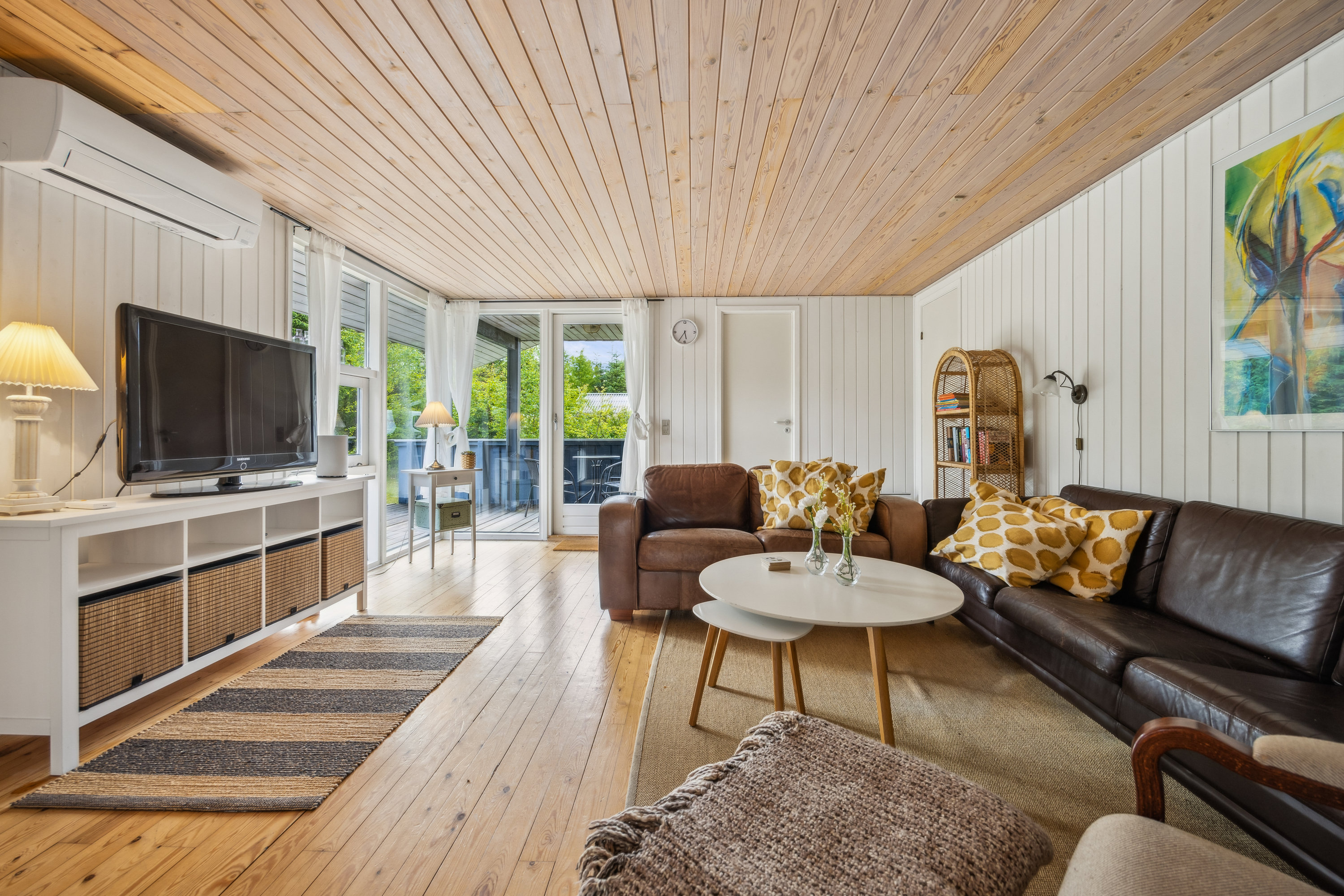 Fremhævet stue billede i fuldskærmstilstand. Billede af Lindeparken 8, 9370 Hals