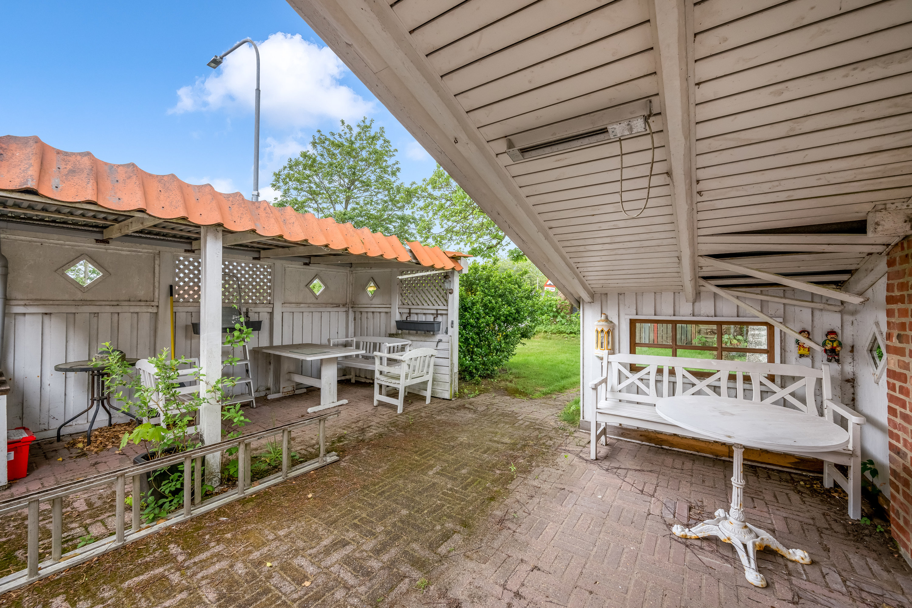 Fremhævet gårdmiljø billede i fuldskærmstilstand. Billede af Kirkegade 26, 6940 Lem St